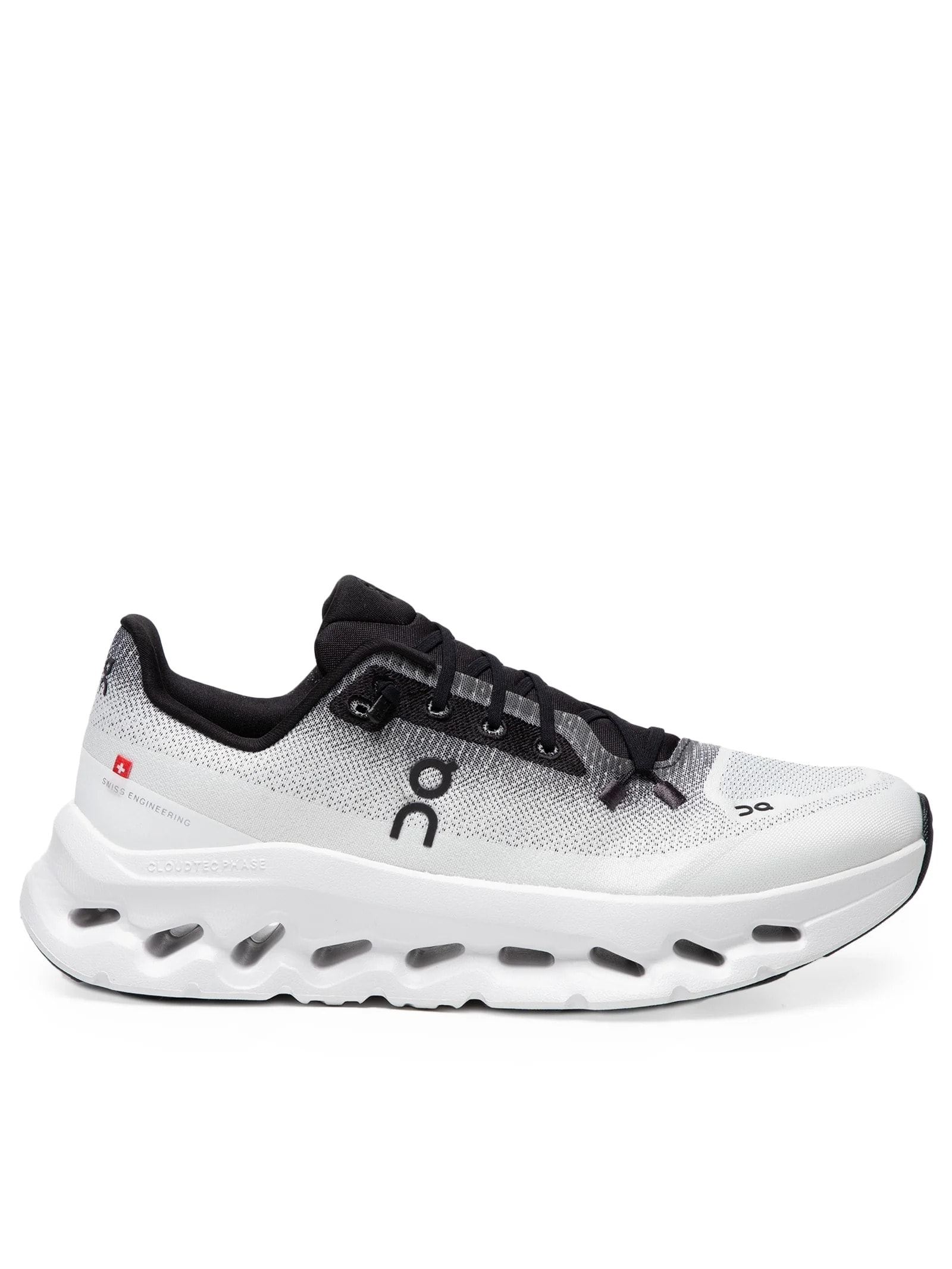 Tênis Feminino Cloudtilt Preto e Branco On Running