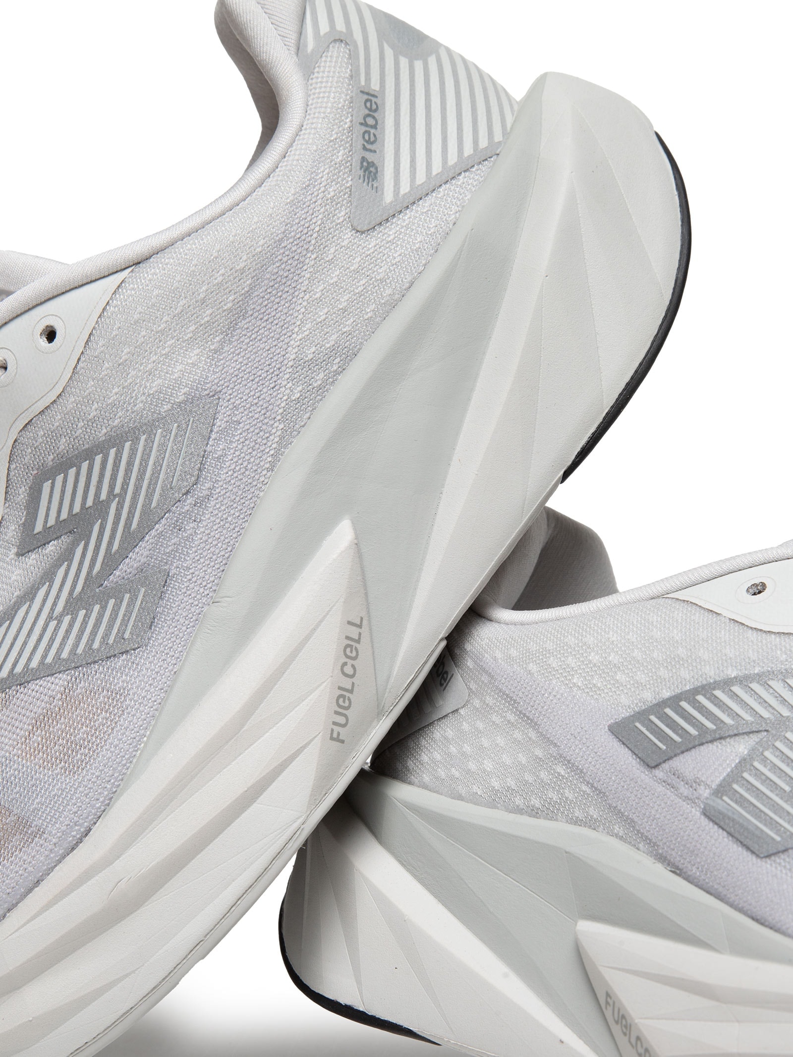 Tênis Feminino Fuelcell Rebel V5 Cinza New Balance