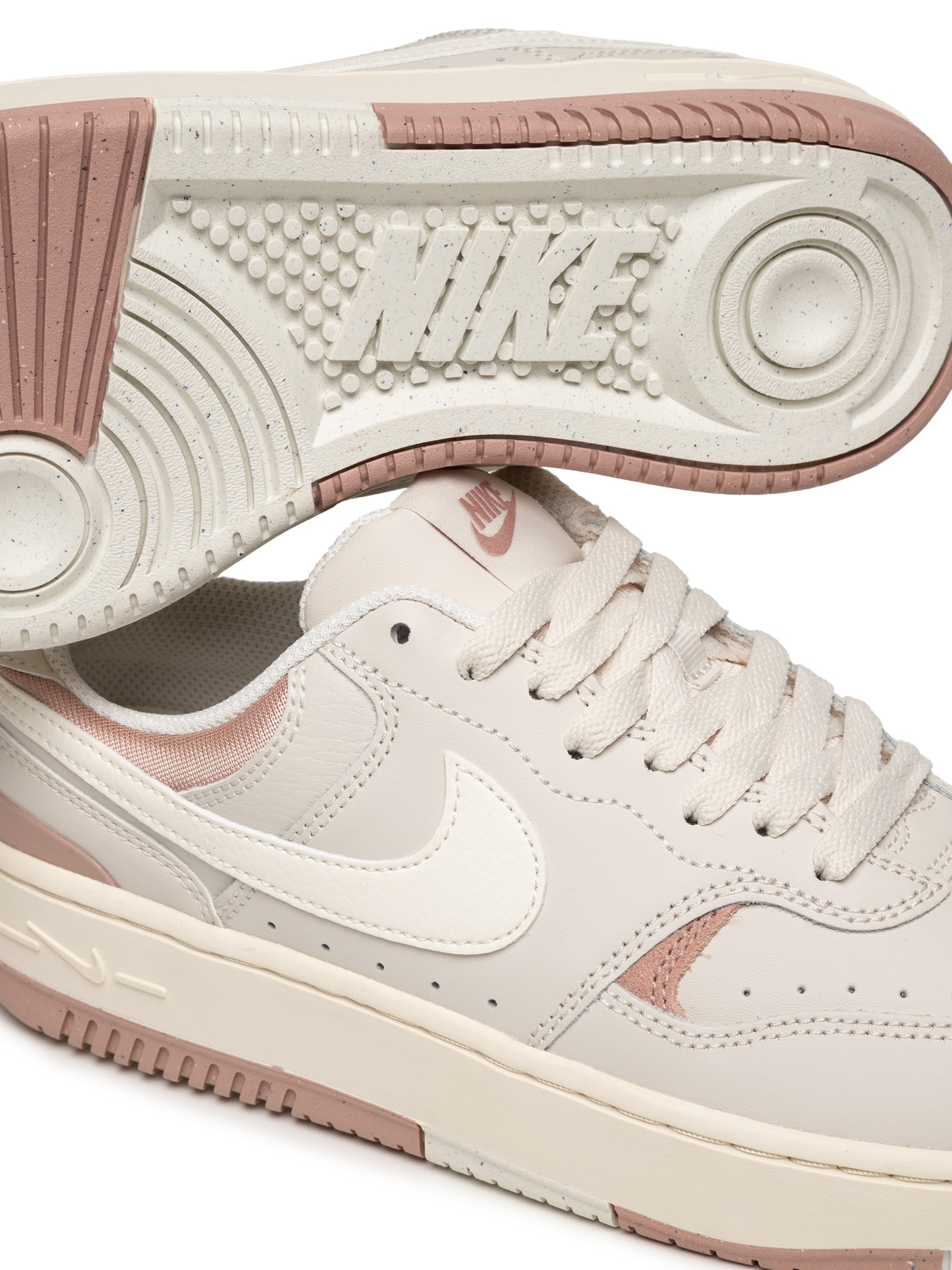 Nike - Tênis Feminino Gamma Force - Off White