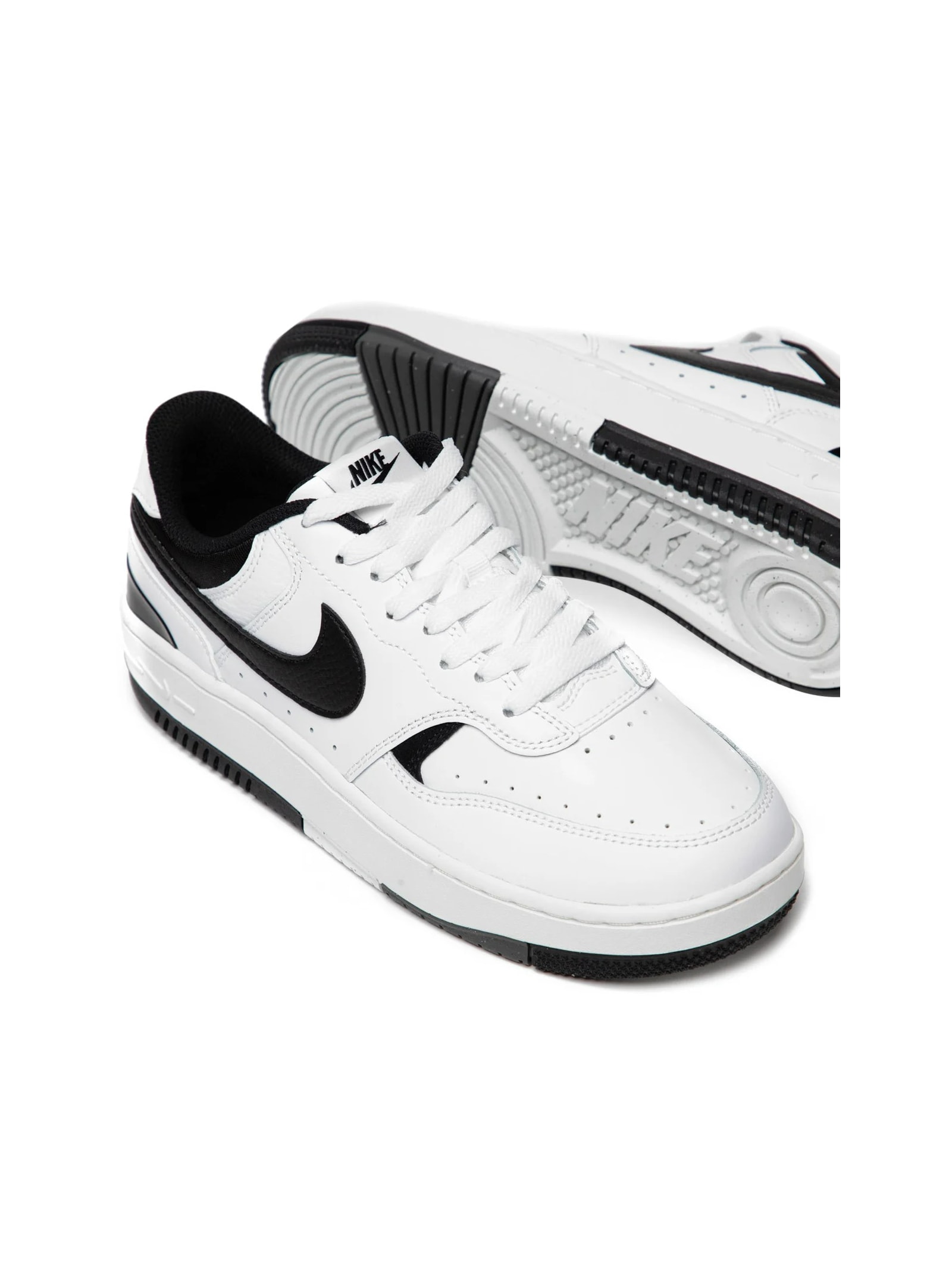 Tênis Feminino Gamma Force Preto Nike