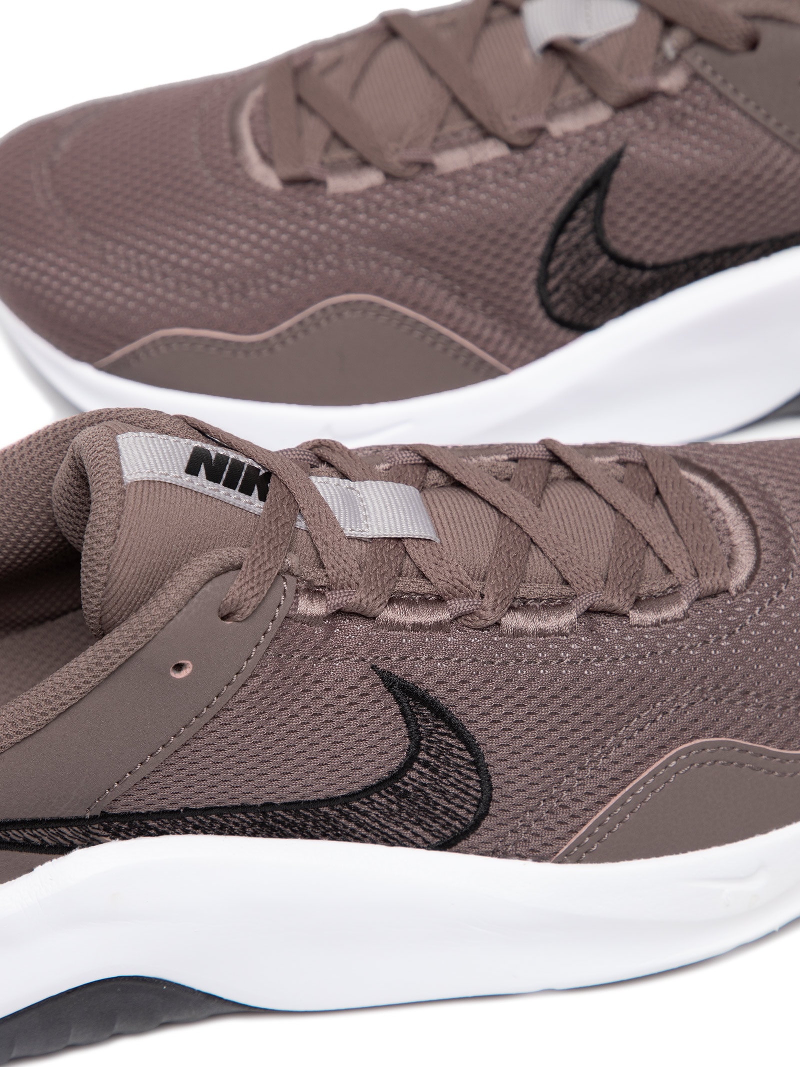 Tênis Feminino Legend Essential 3 Next Nature - Nike - Roxo