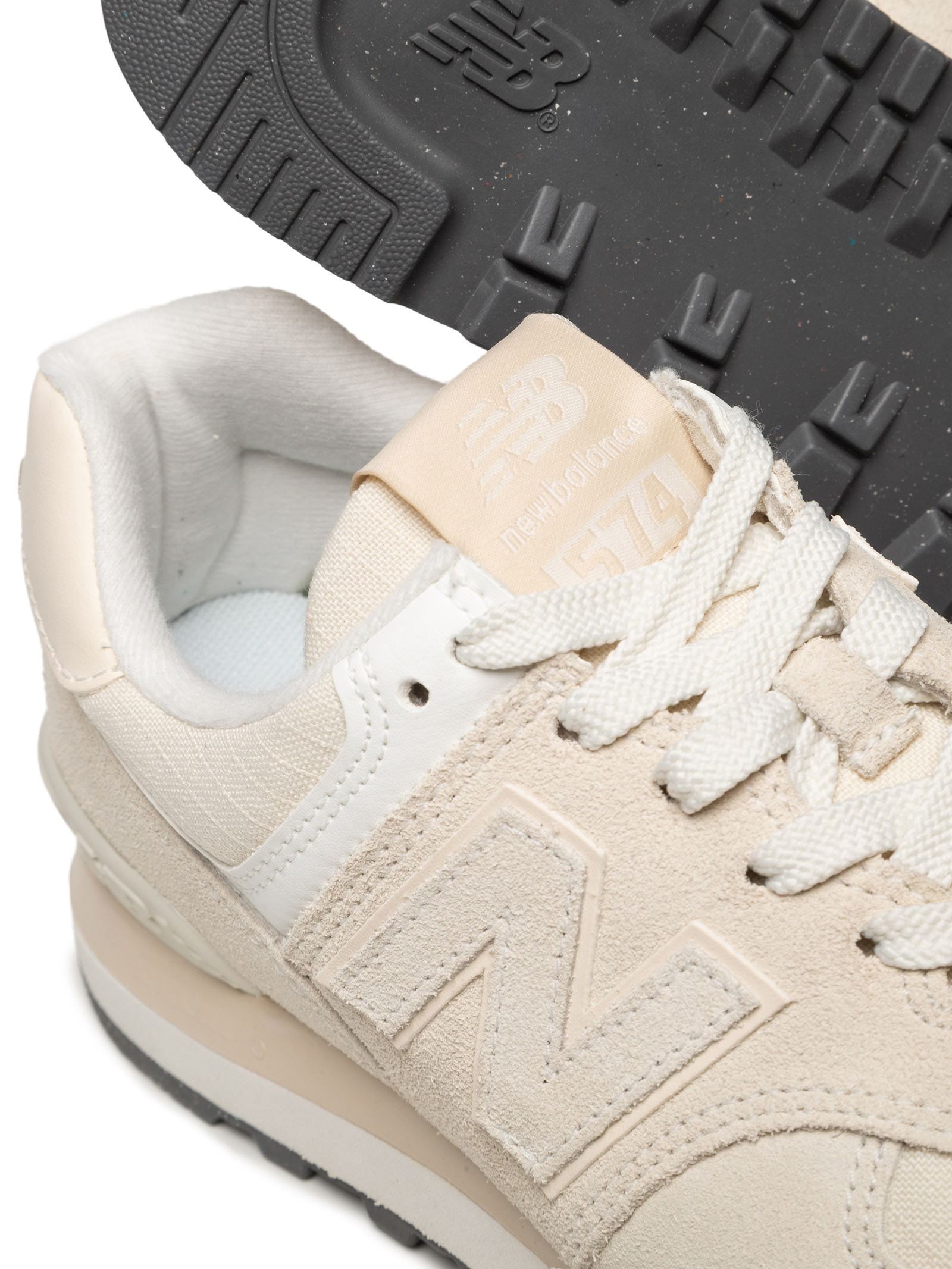 Tênis Feminino New Balance 547V2 Bege New Balance