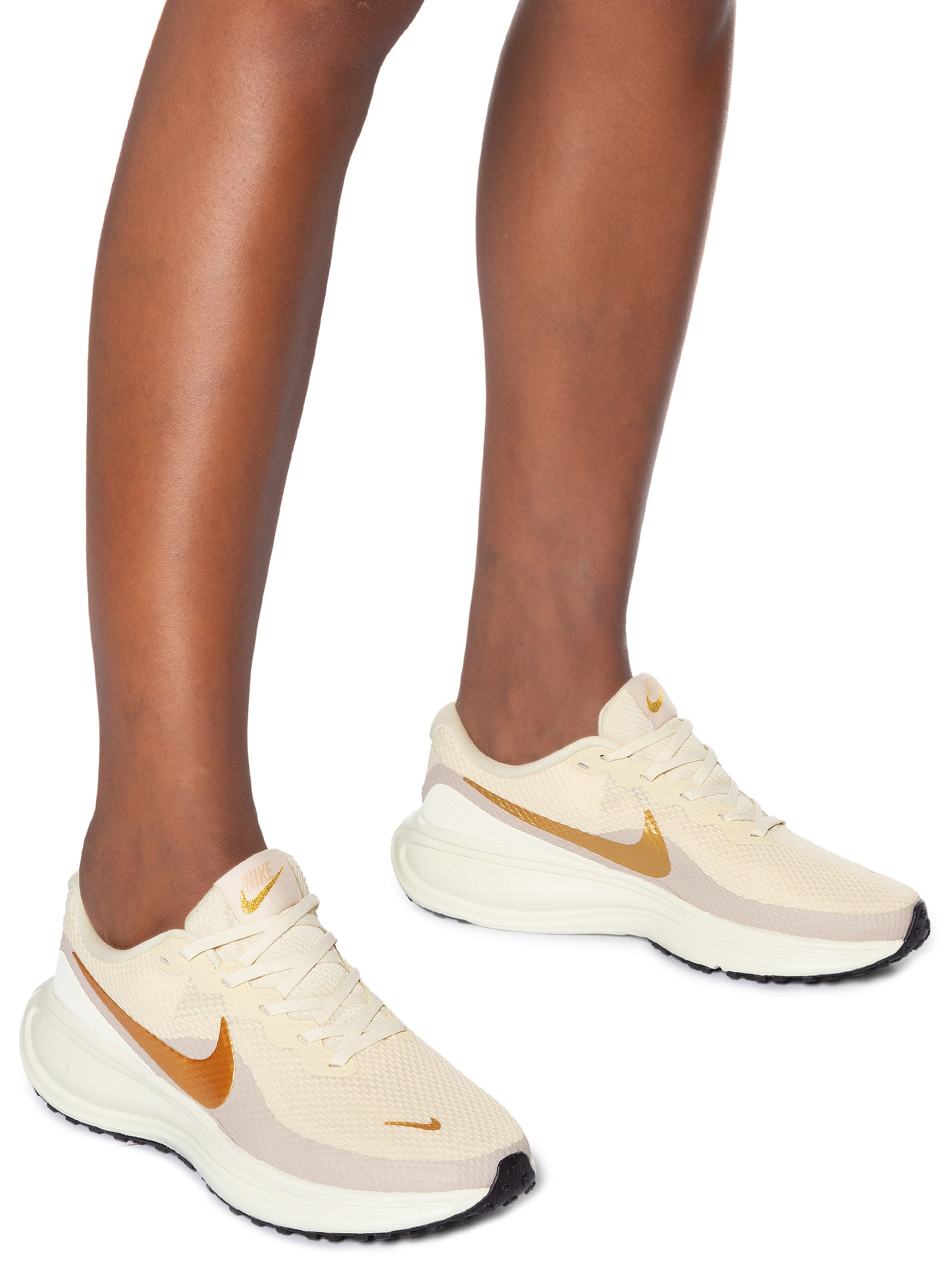 Tênis Feminino Revolution 8 Bege Nike