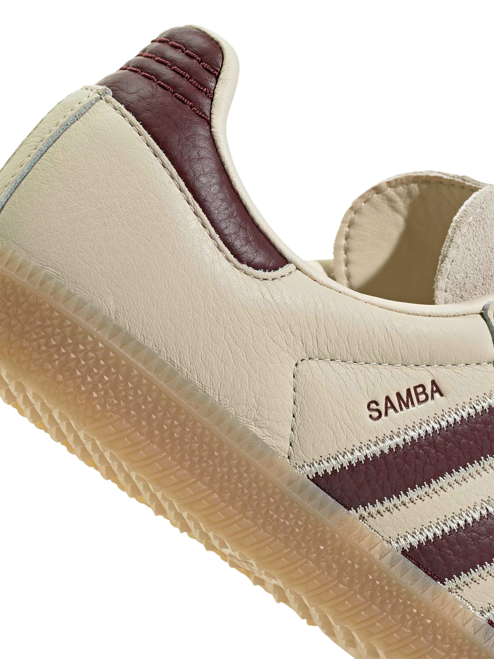 Tênis Feminino  Samba OG W – Off White Adidas Originals
