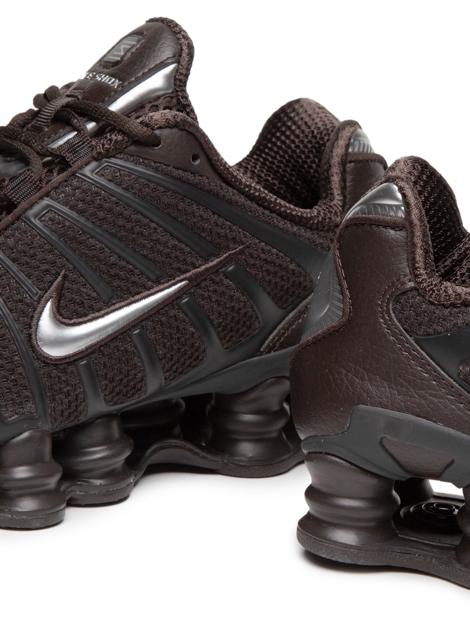 Tênis Feminino Shox Tl Marrom Nike
