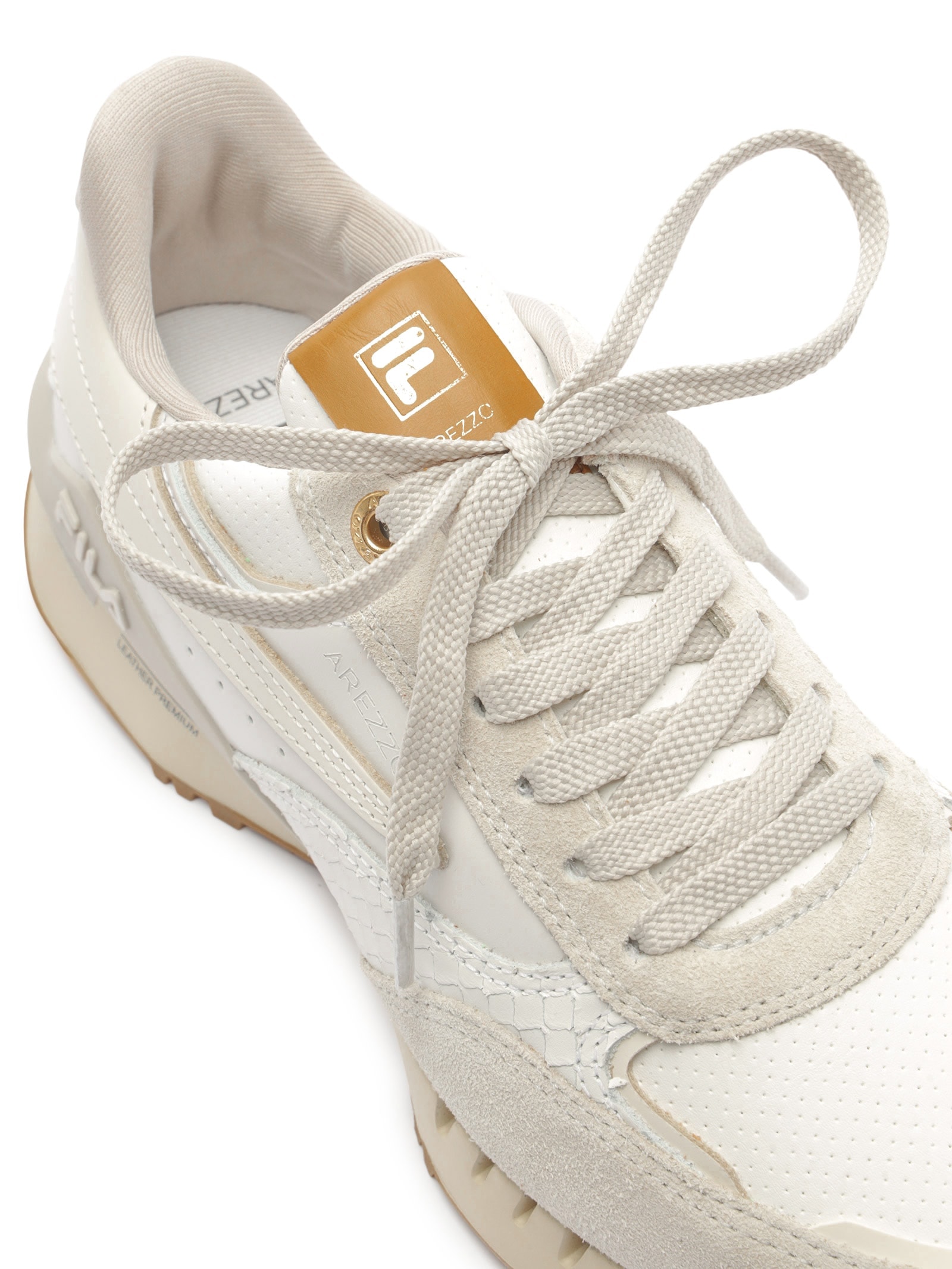 Tênis Feminino Solado Esportivo Suede Branco Arezzo + Fila