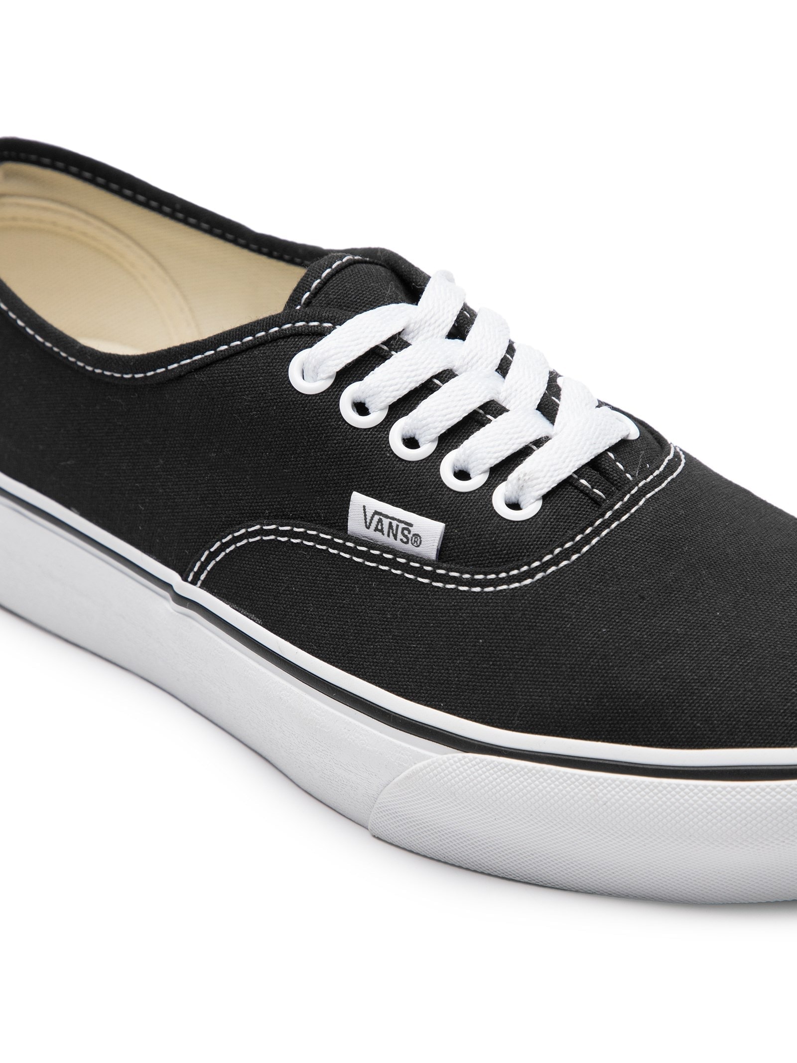 Tênis Feminino Ua Authentic Platform 2.0 Preto Vans
