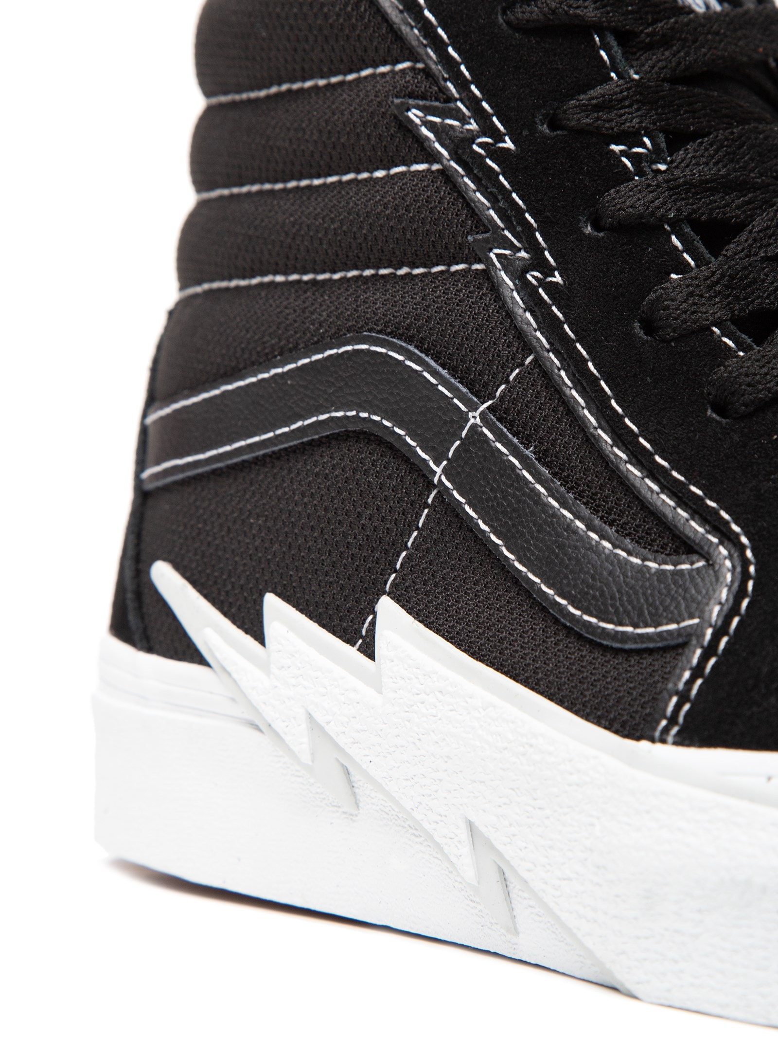 Tênis Feminino Ua Sk8-Hi Bolt - Preto - Vans