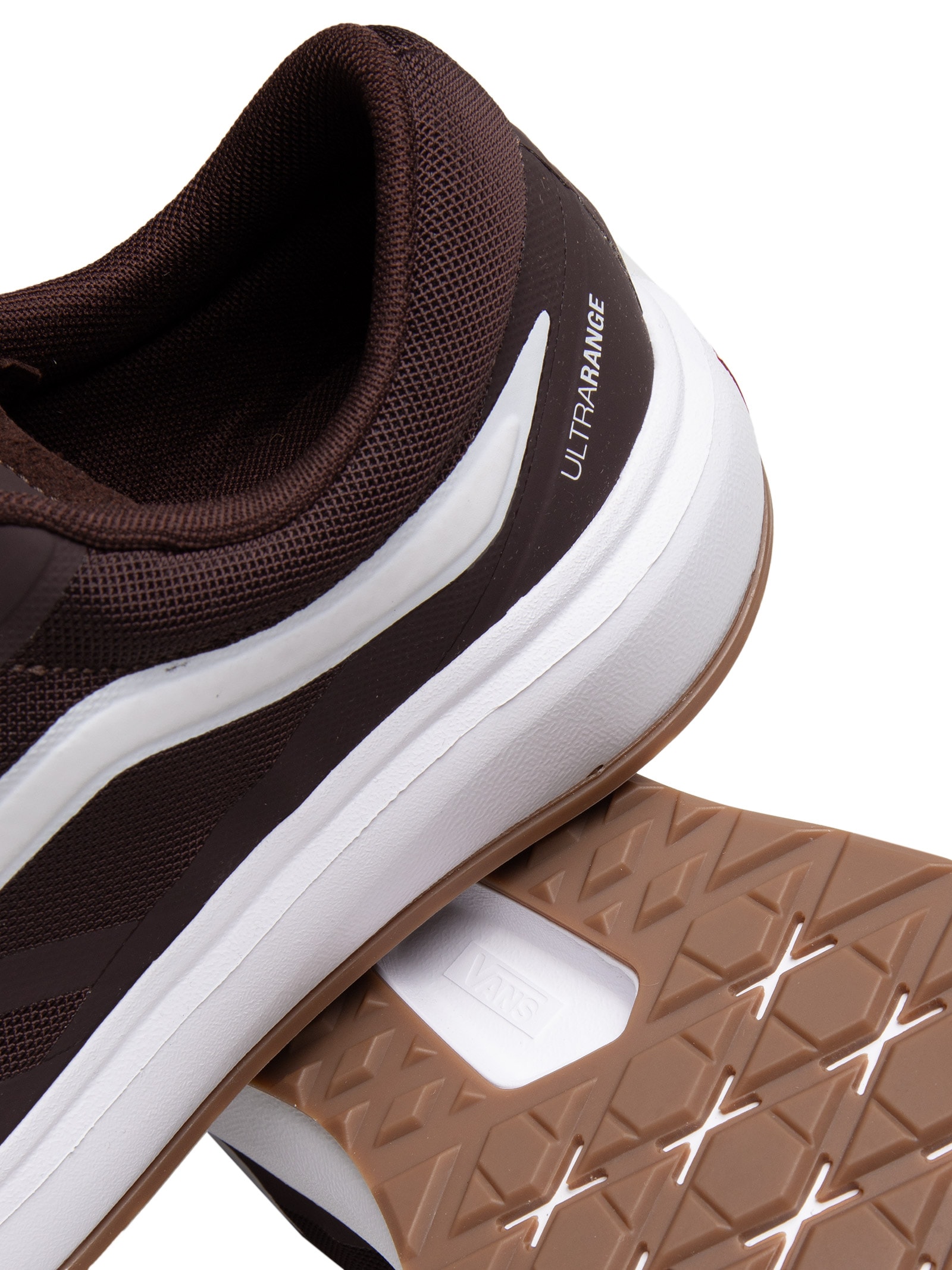 Tênis Feminino Ua Ultrarange 2.0 RW Marrom Vans