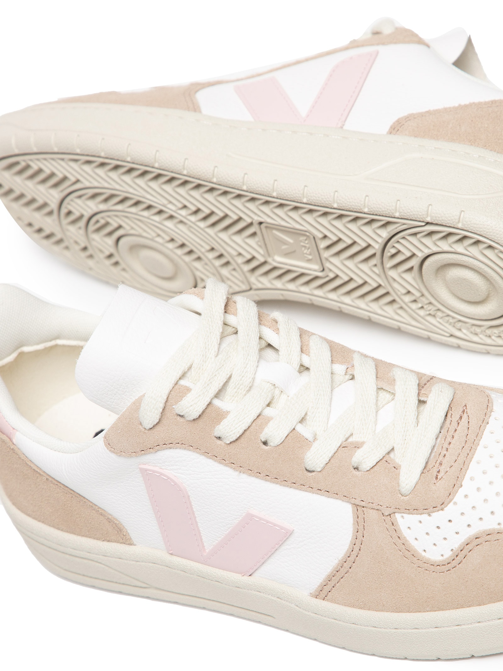 Tênis Feminino V-10 Chromefree Petale Sahar Off White Veja