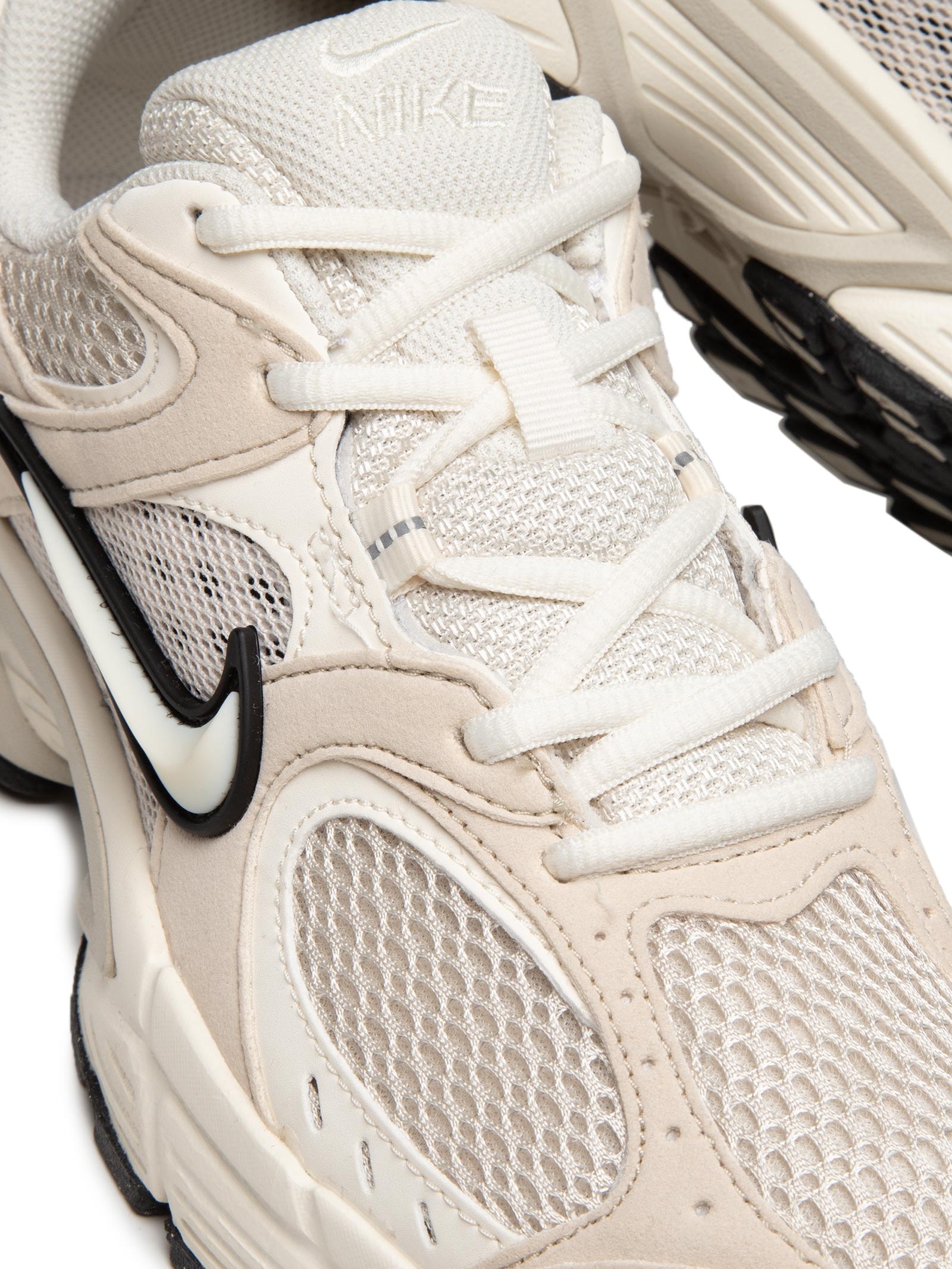 Tênis Feminino V5 RNR Branco Nike