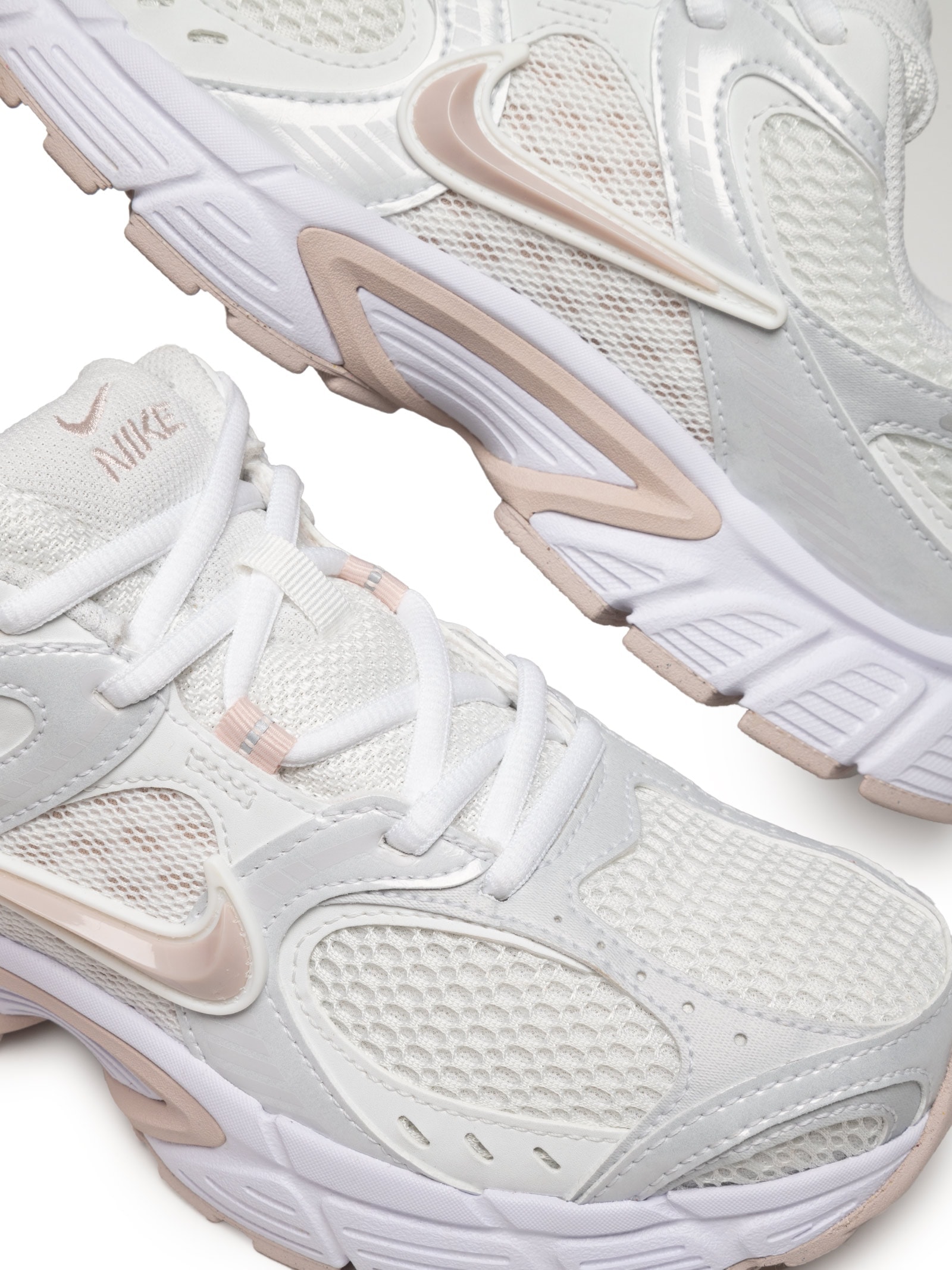 Tênis Feminino V5 Run Branco Nike