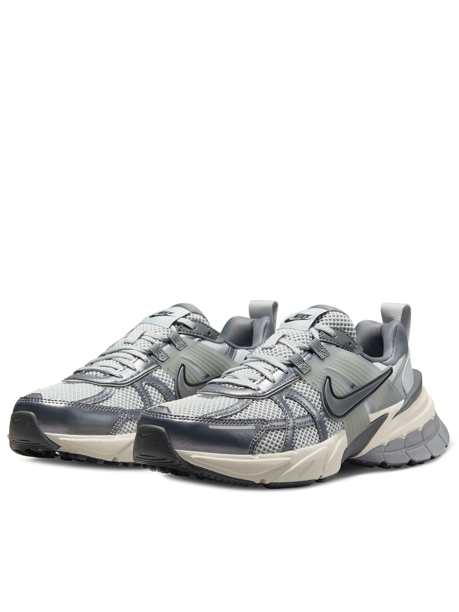 NIKE(ナイキ) ウィメンズ V2K ラン グレー/24 Tênis Feminino W V2k Run - Cinza - Nike