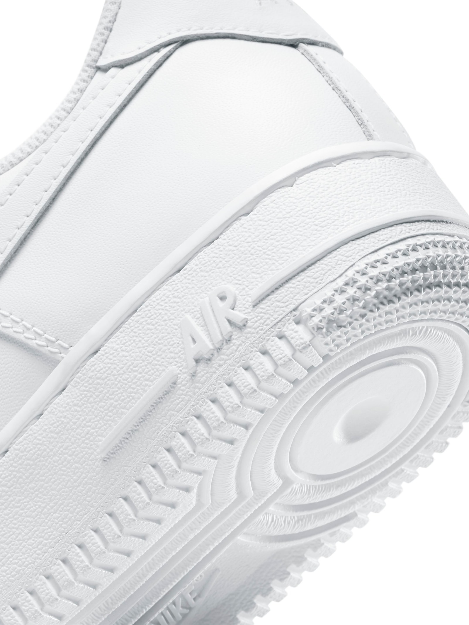 Tênis Feminino WMNS Air Force 1 '07 REC Branco  Nike