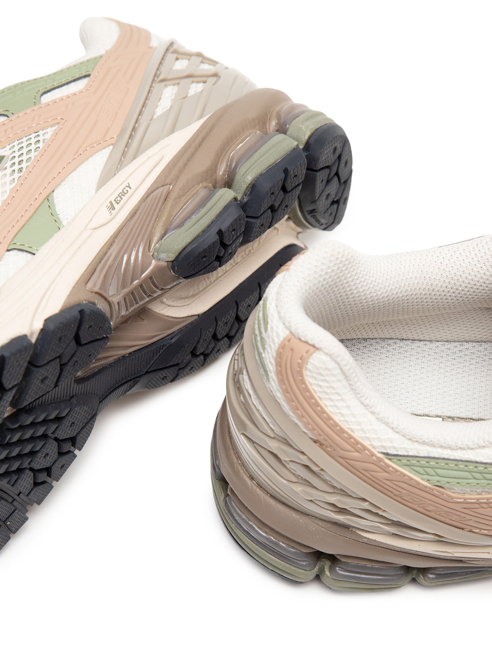 Tênis Masculino 1906 Bege New Balance