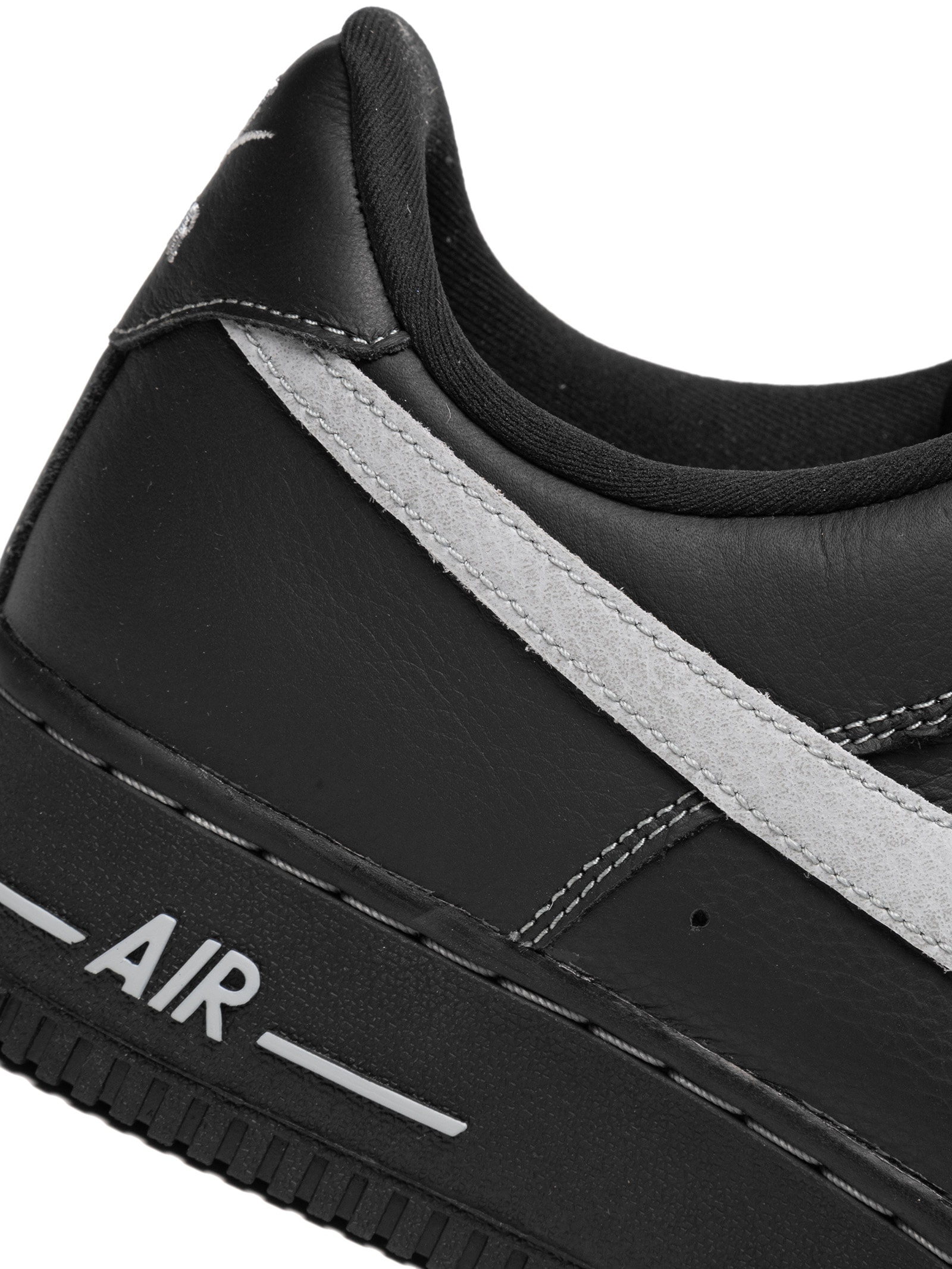 Tenis Masculino Air Force 1 '07 Preto Nike