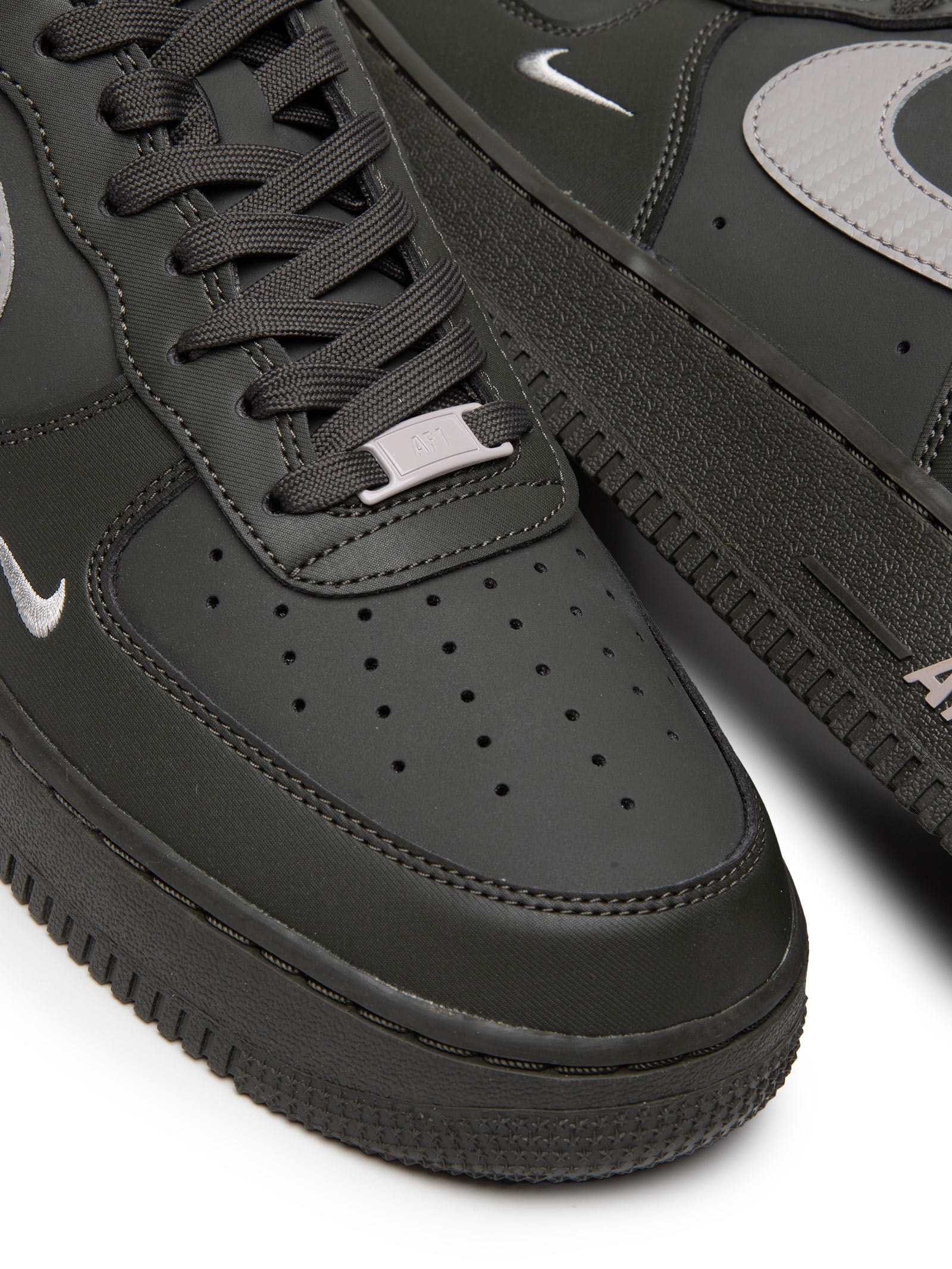 Tênis Masculino Air Force 1 '07 Preto Nike