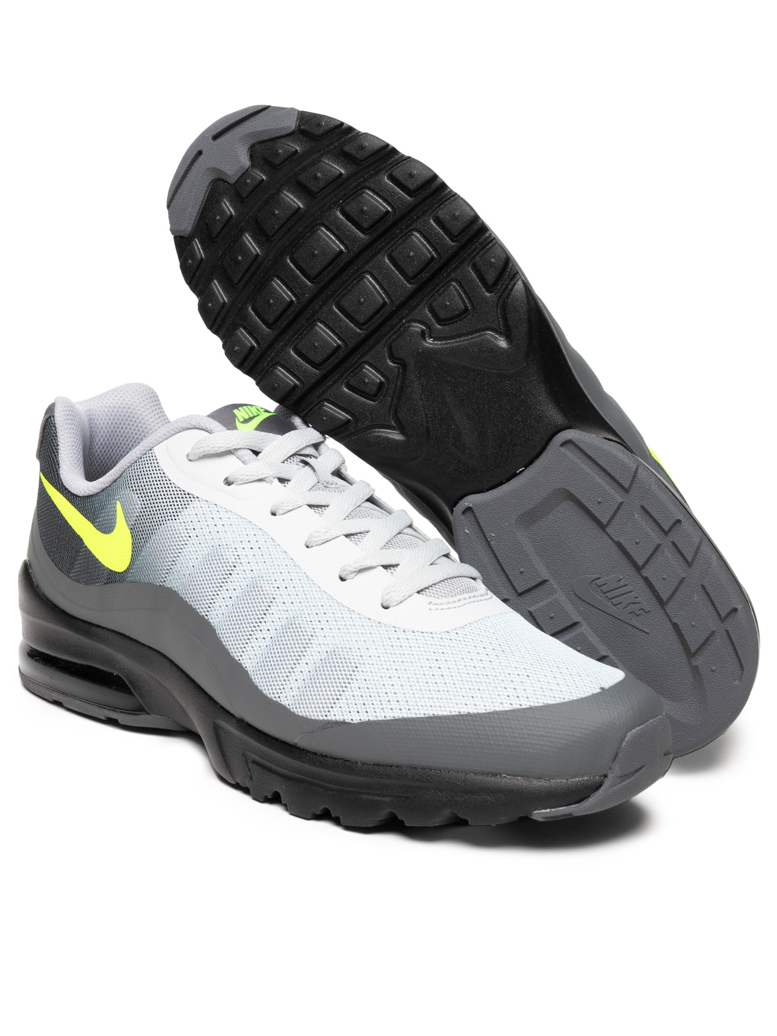 Tênis Masculino Air Max Invigor Preto Nike
