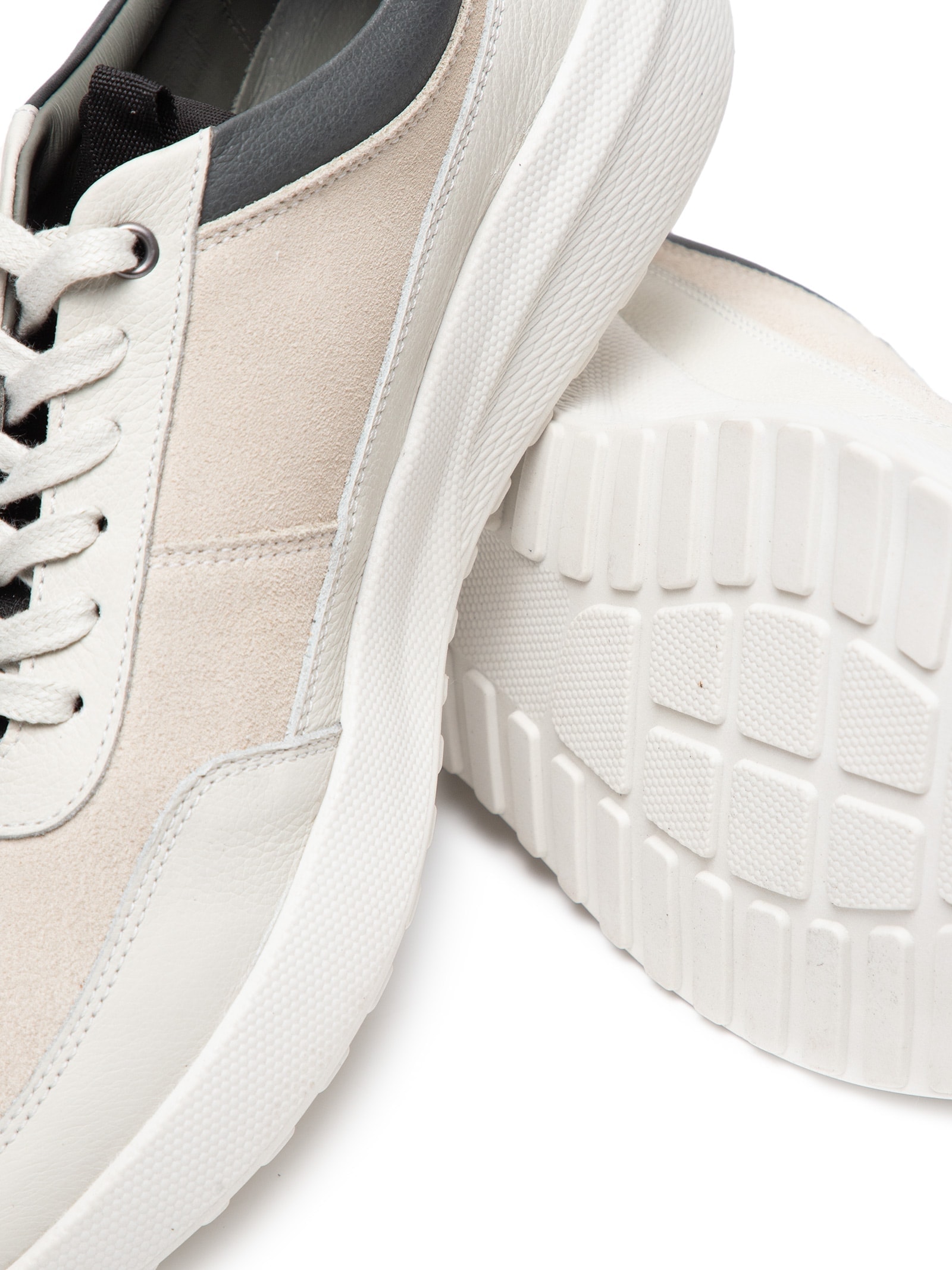 Tênis Masculino Casual Em Couro Cinza '2 Essential