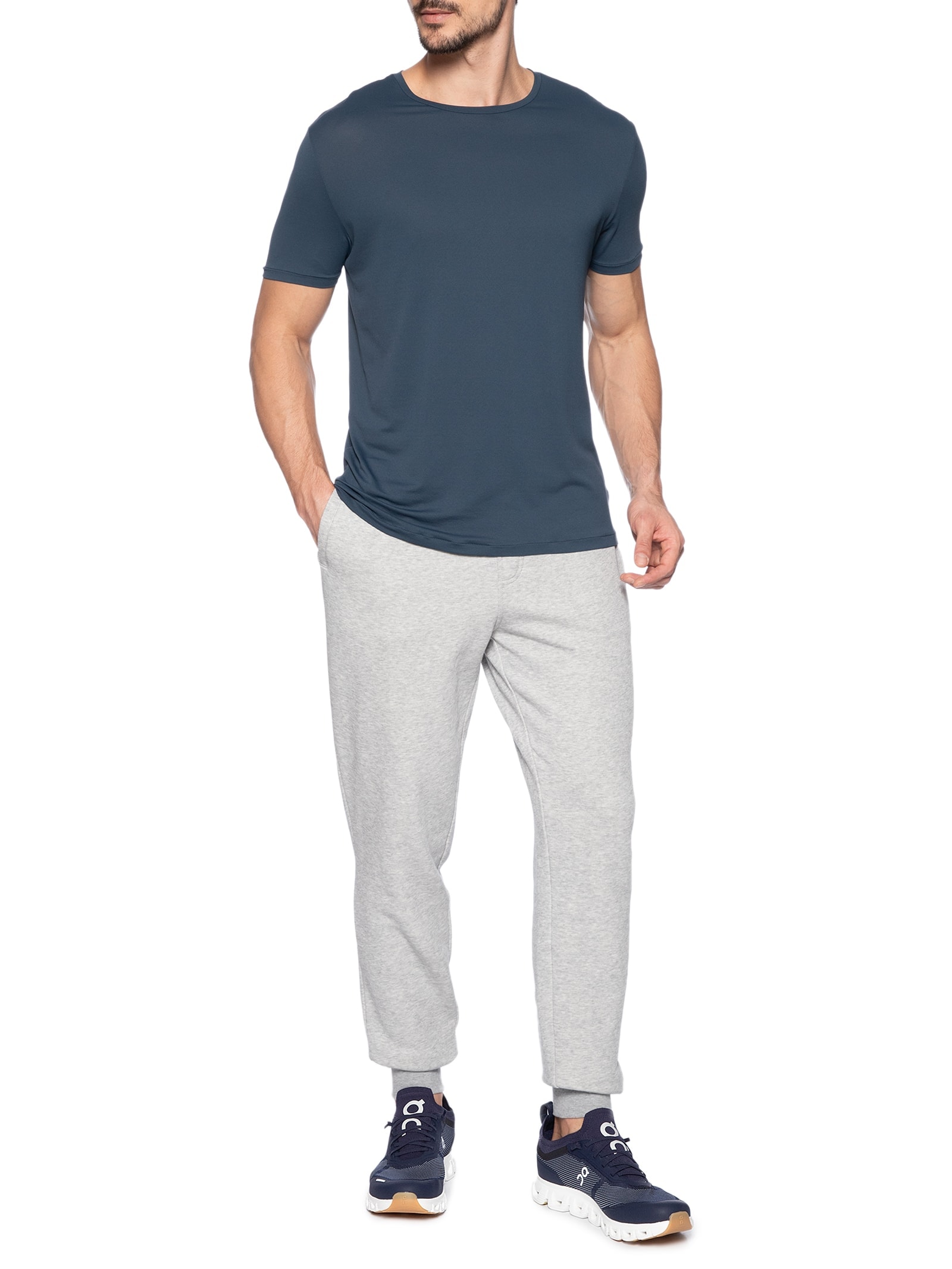 Tênis Masculino Cloud 6 Versa Azul On Running