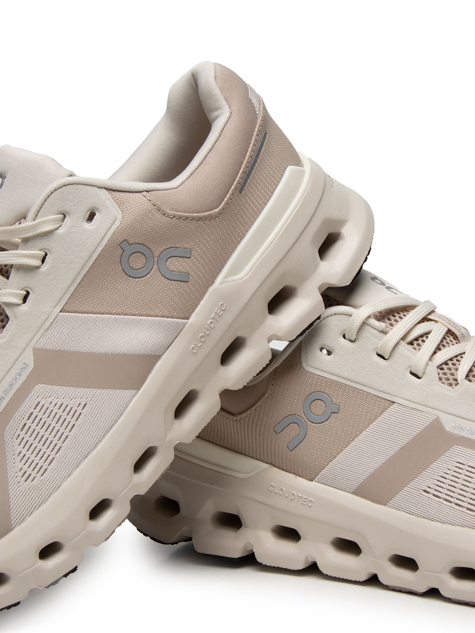 ?Tênis Masculino Cloudrunner 2 Bege On Running