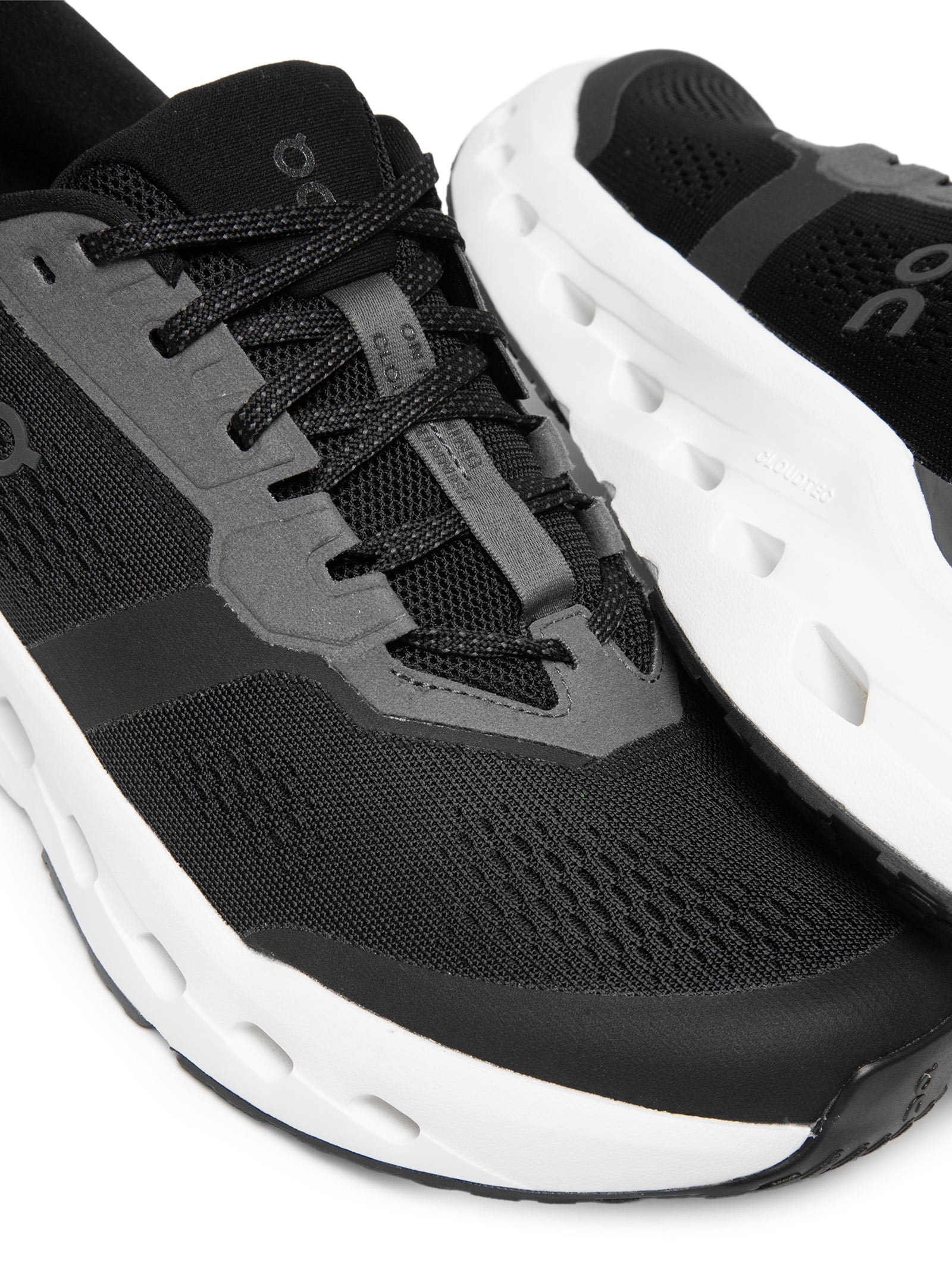 Tênis Masculino Cloudrunner 3 Preto On Running