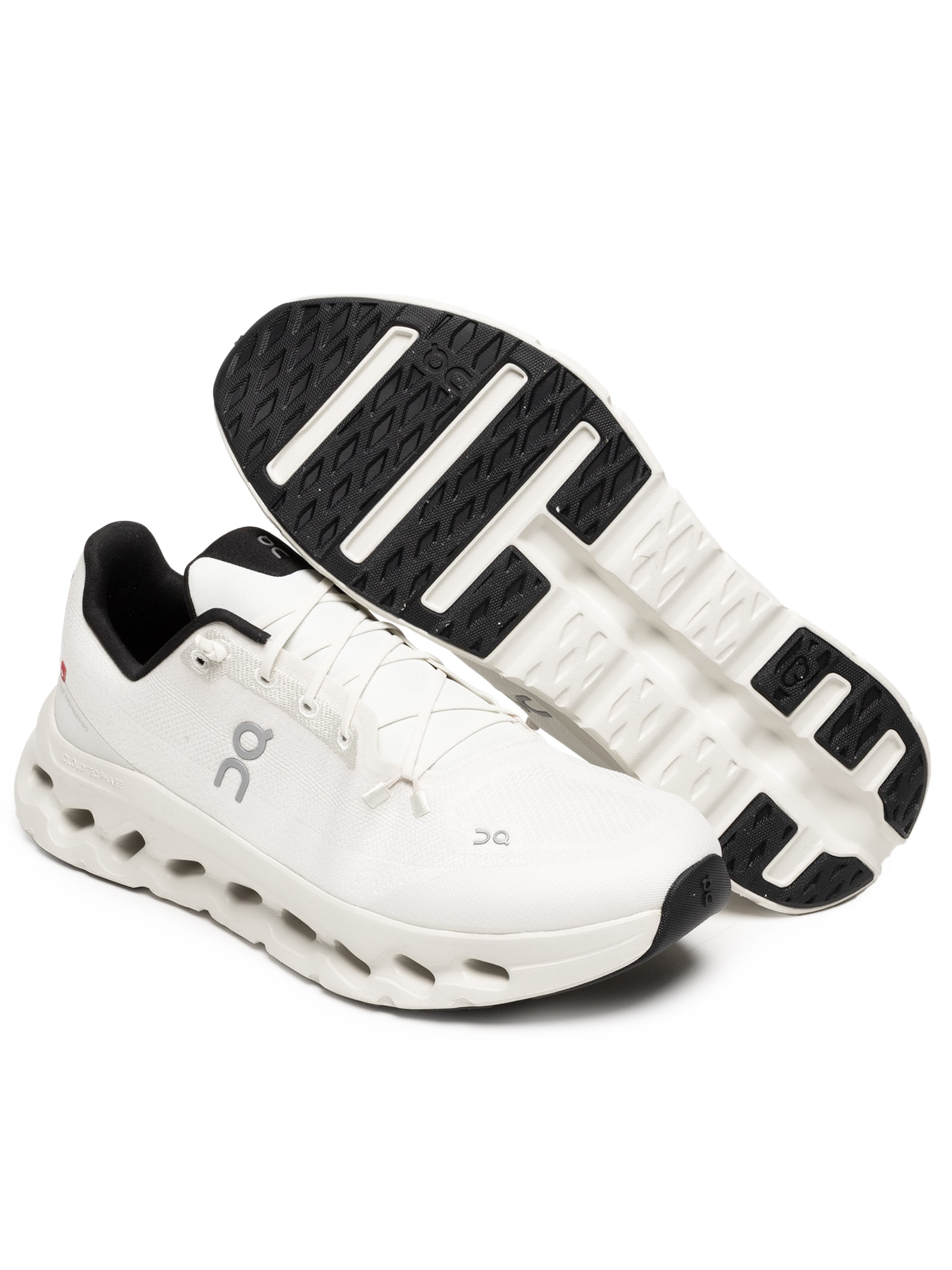 Tênis Masculino Cloudtilt 1 Branco e Preto On Running
