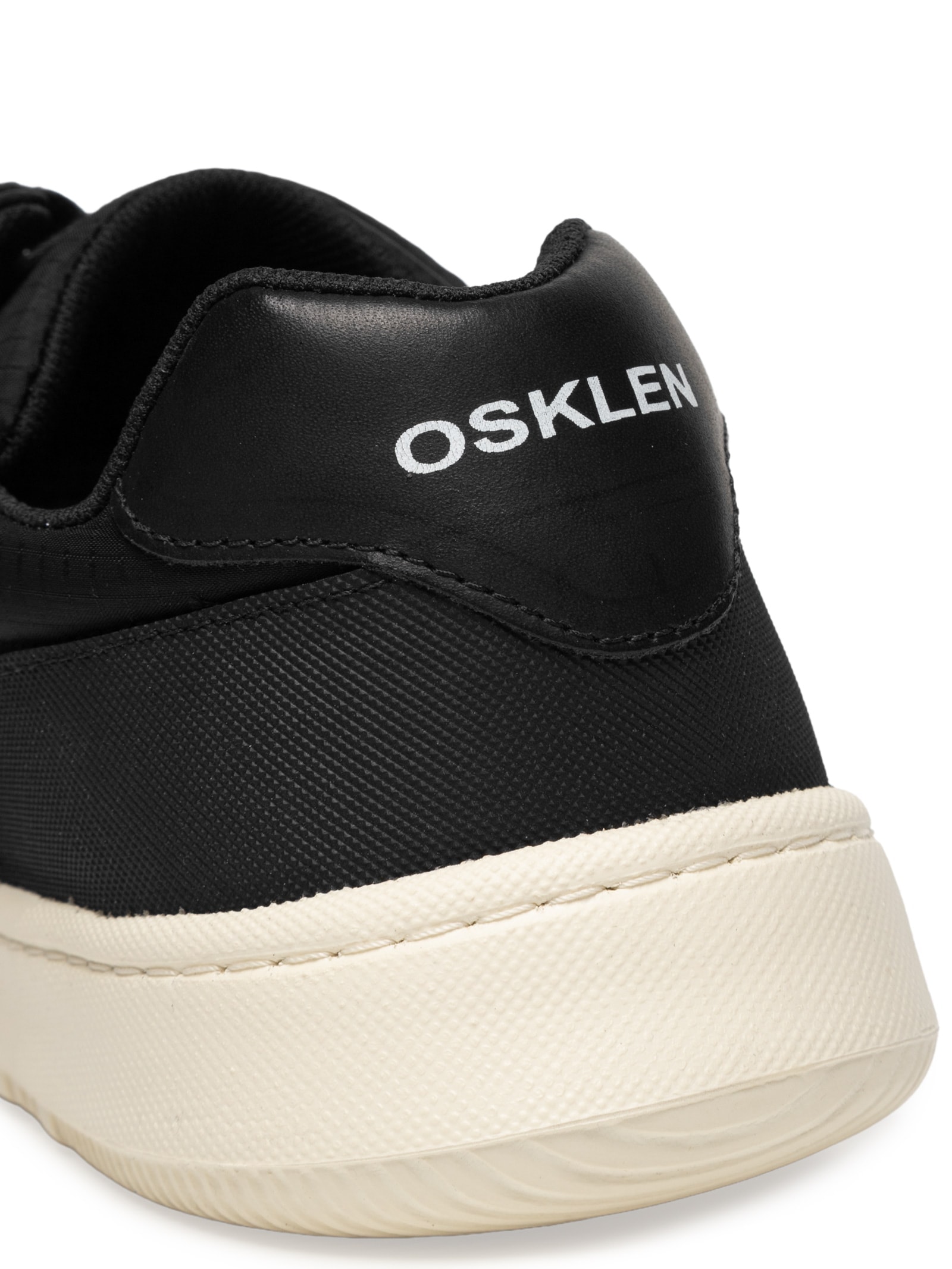 Tênis Masculino Superlight Laces Preto Osklen
