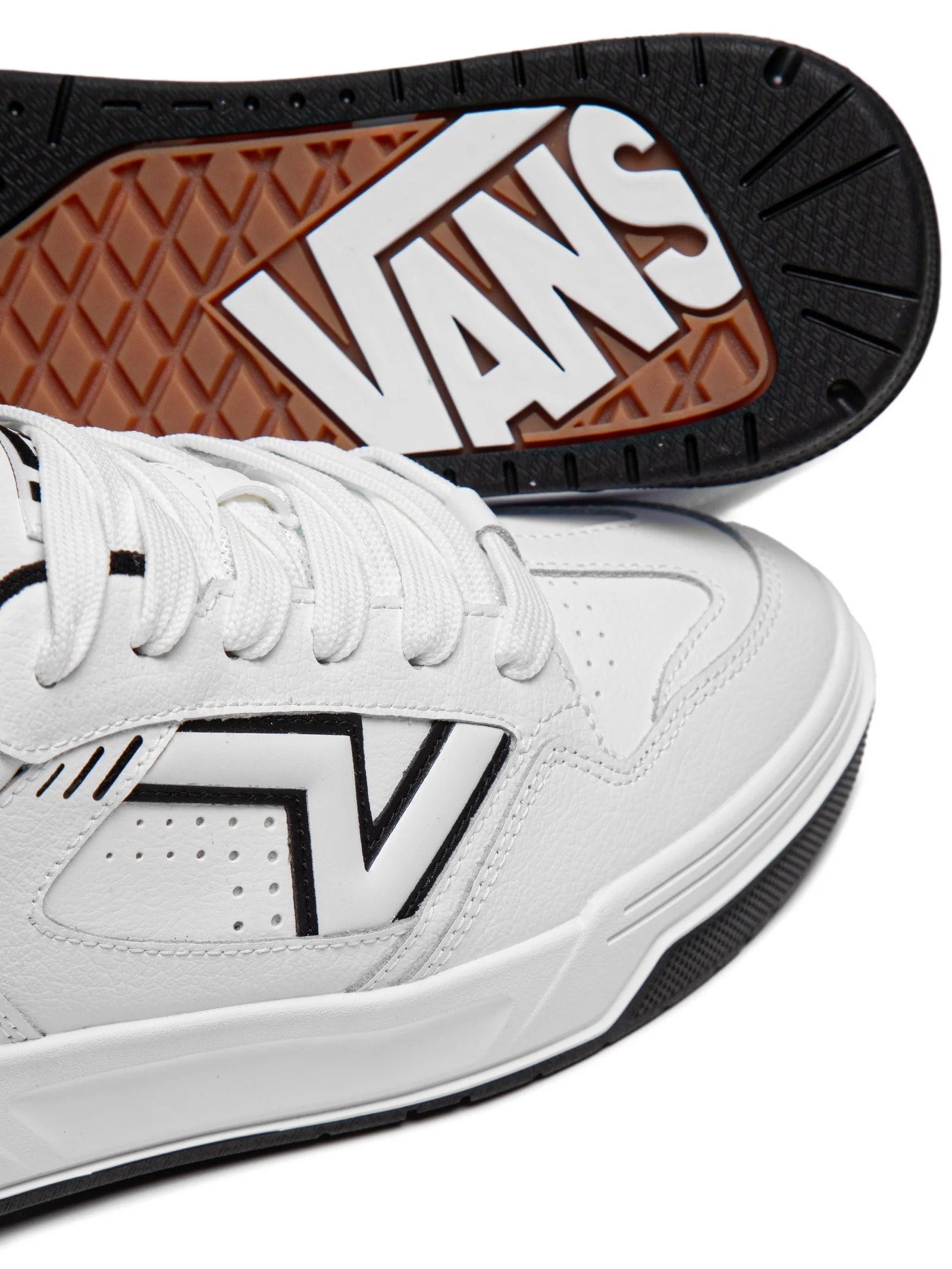 Tênis Masculino UA Upland Branco Vans