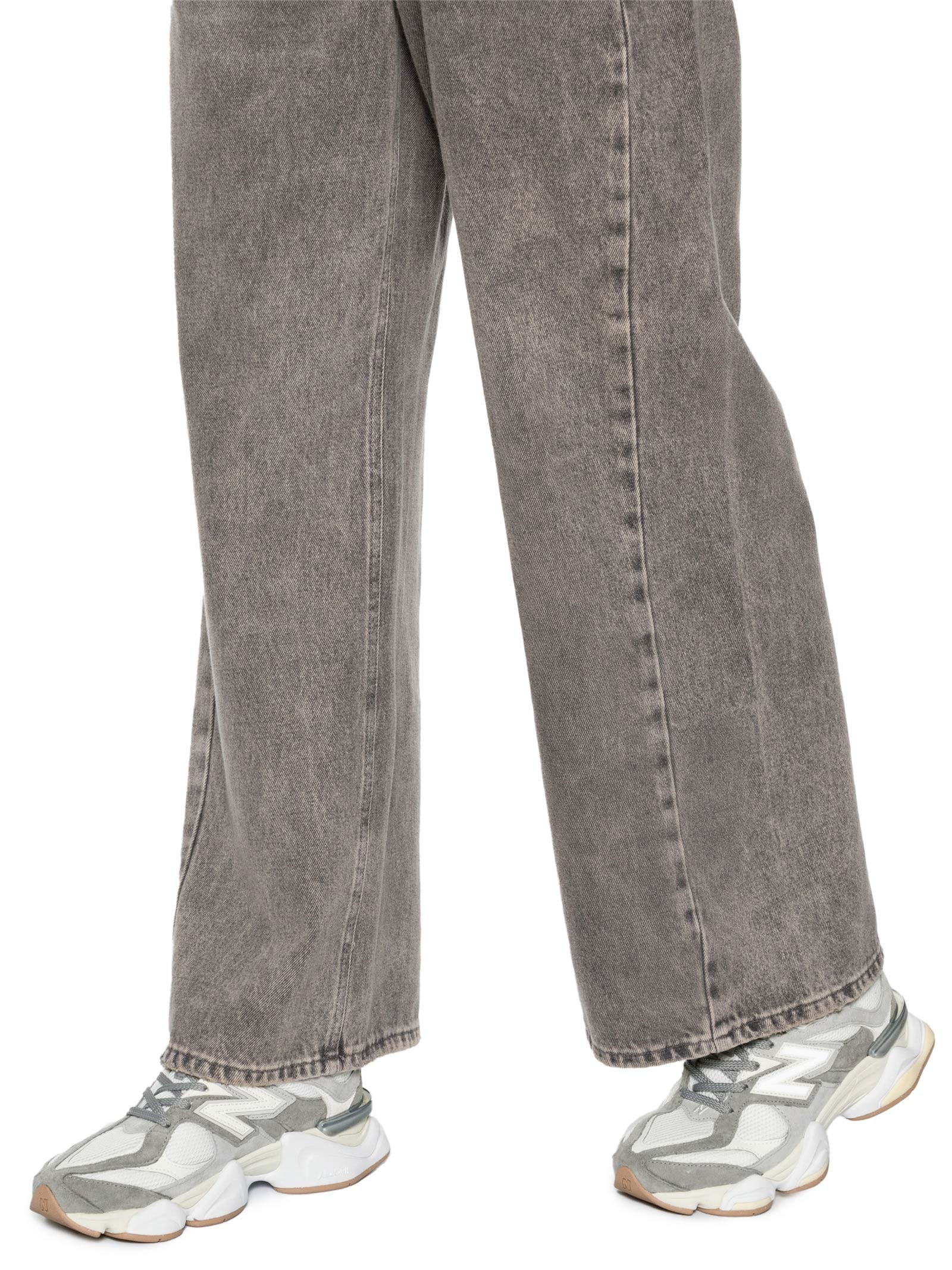Tênis Unissex 9060 Cinza e Branco New Balance