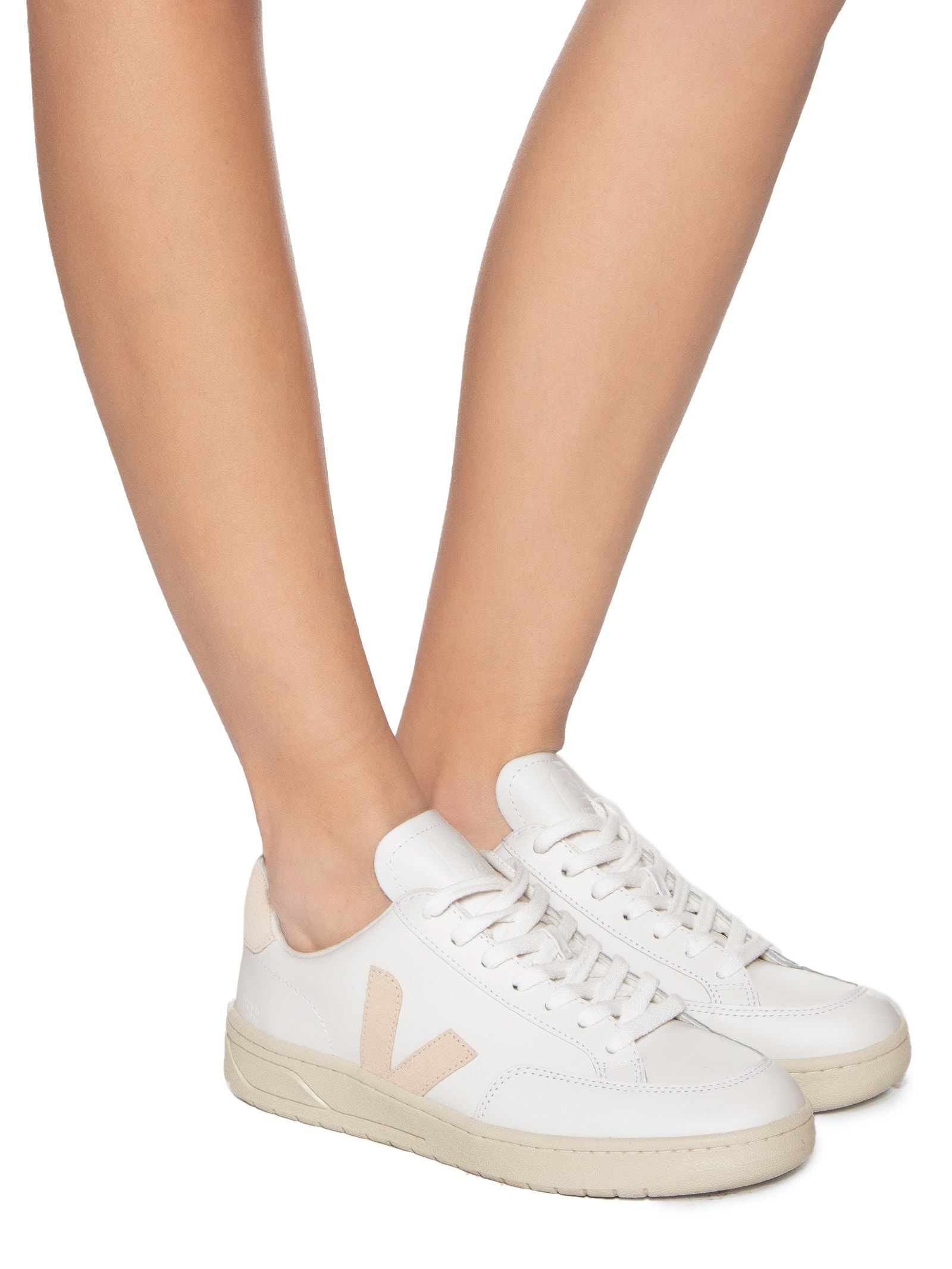 Tênis Unissex Leather V-12 Branco Veja