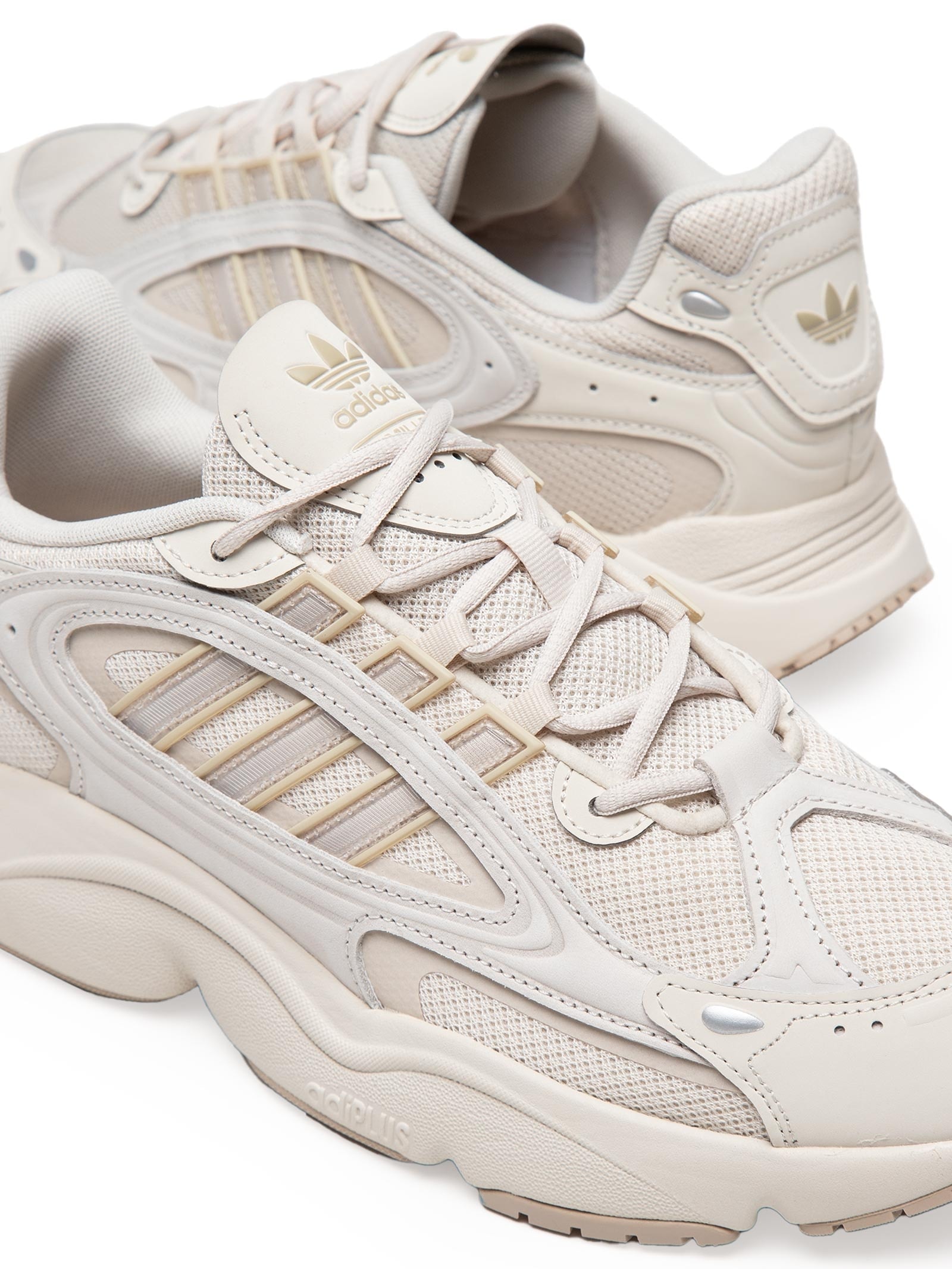 Tênis Unissex Ozmillen Bege Adidas Originals