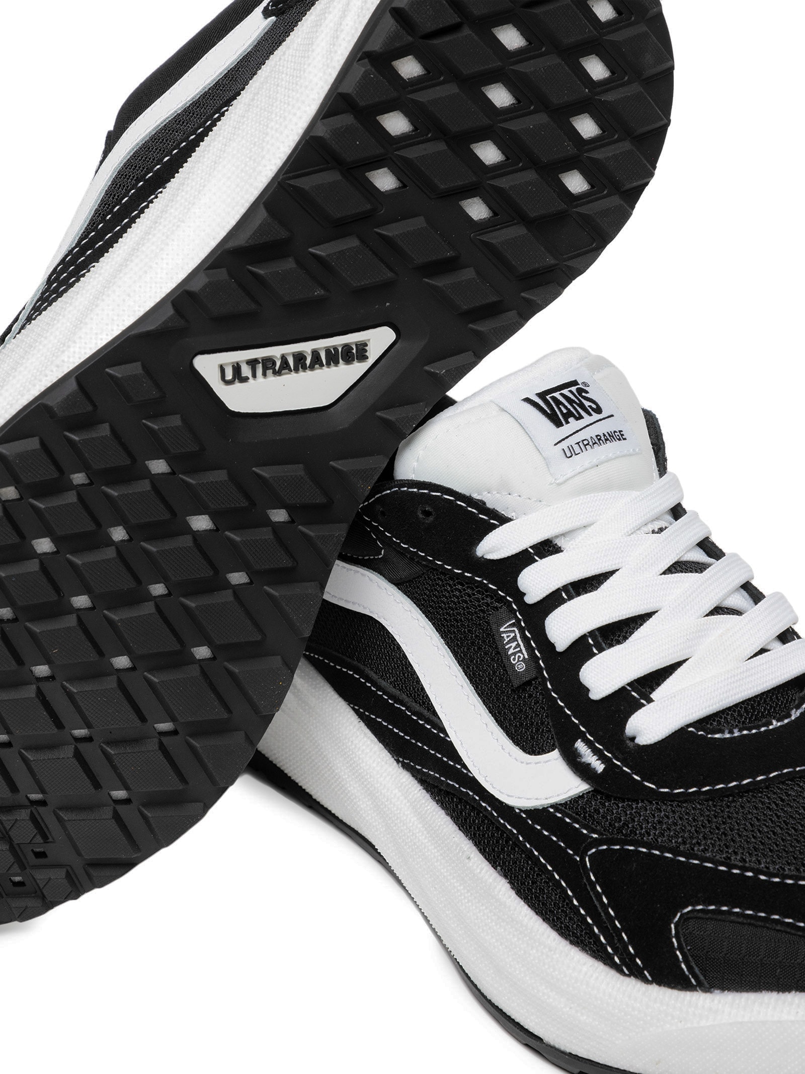 Tênis Unissex UA UltraRange Neo 2.0 Preto Vans