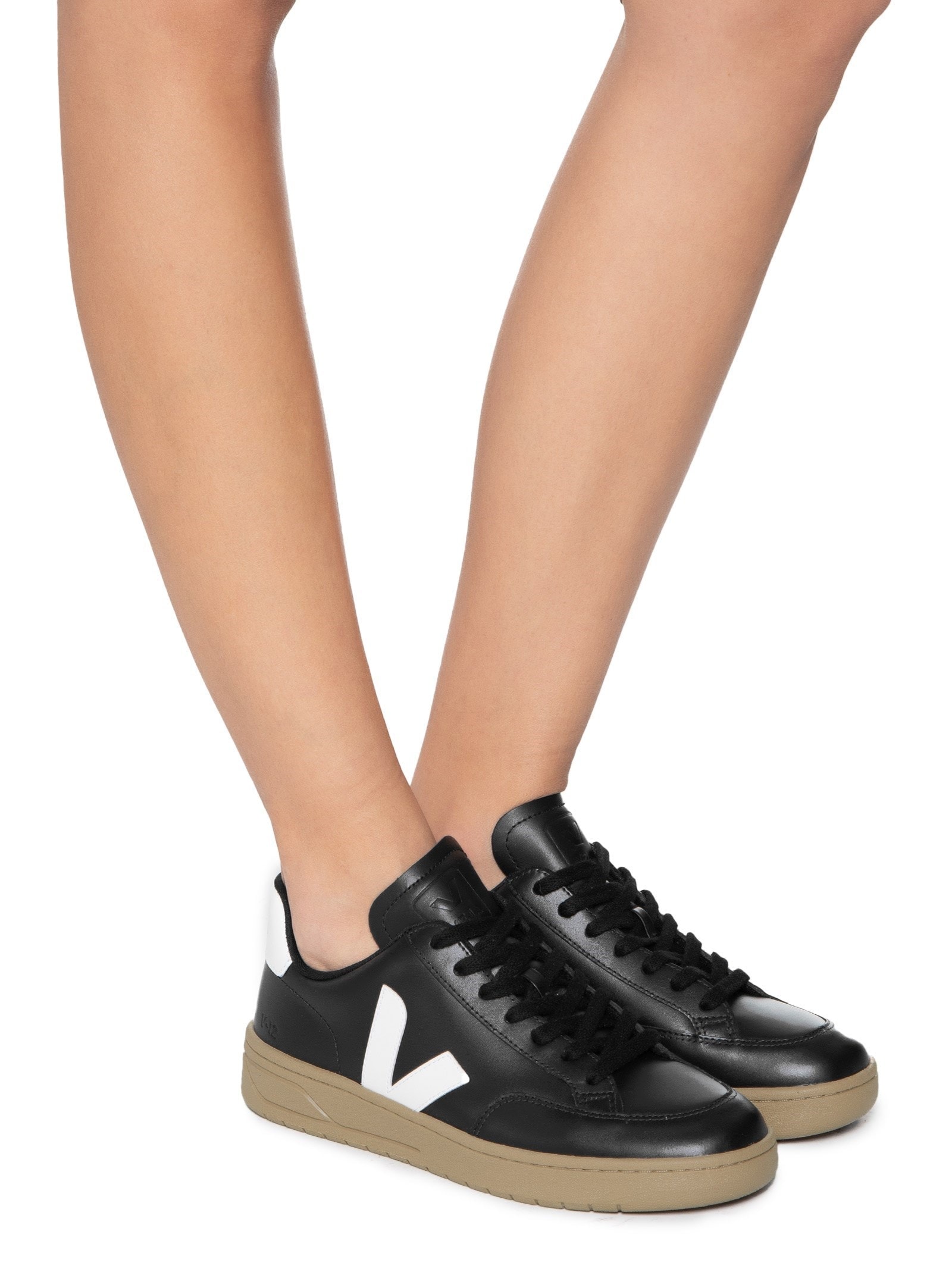 Tênis Unissex V-12  Leather Dune Preto  Veja