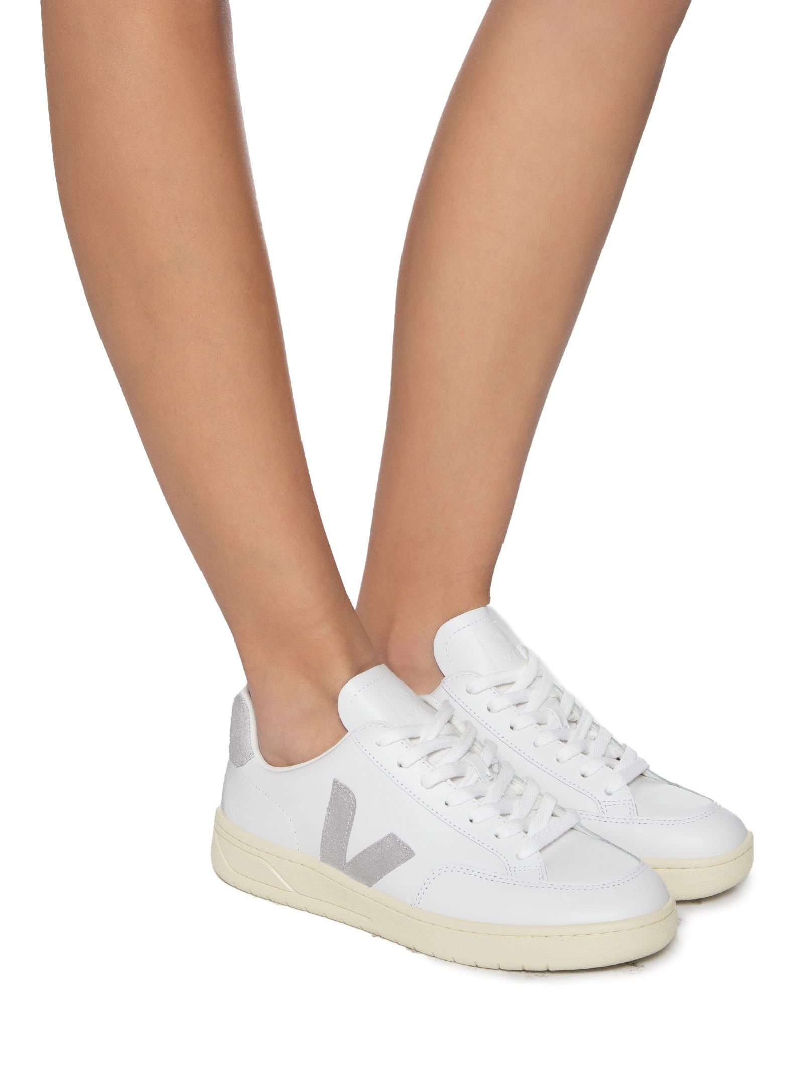 Veja - Tênis Unissex V-12 Leather Extra Light - Cinza