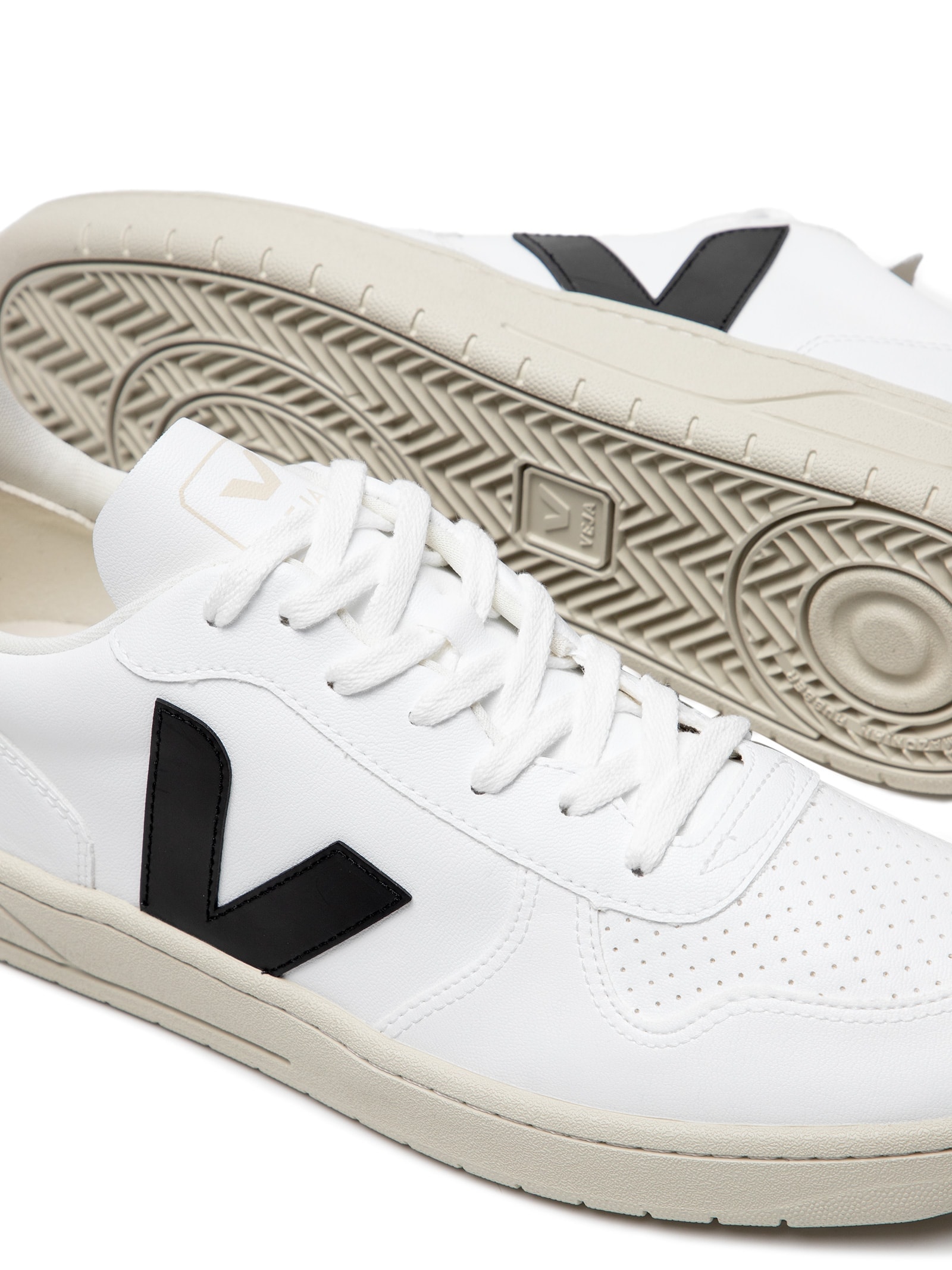 Veja - Tênis Unissex V10 CWL- Branco