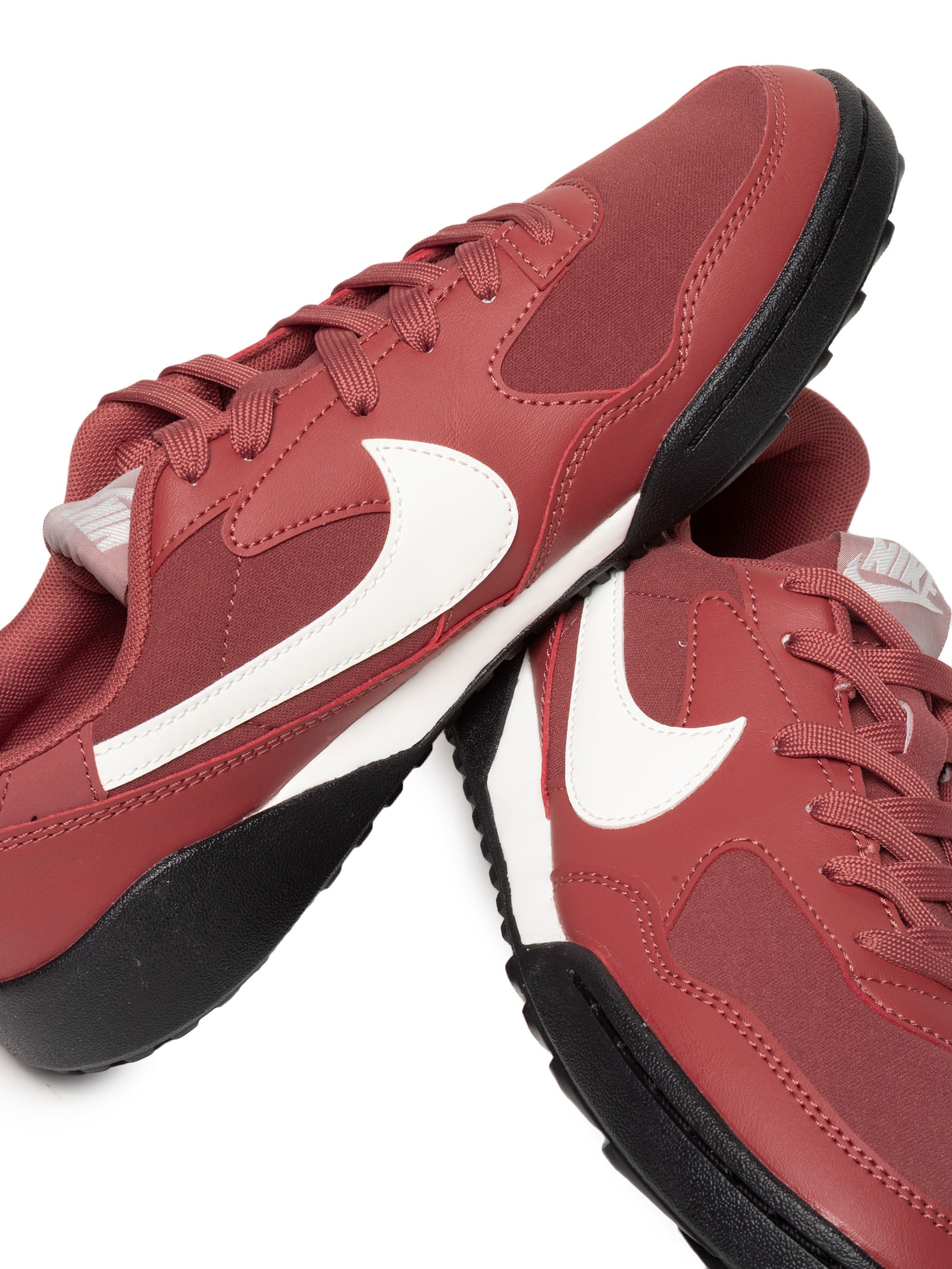 Nike - Tênis Unissex W Terra Manta - Vermelho