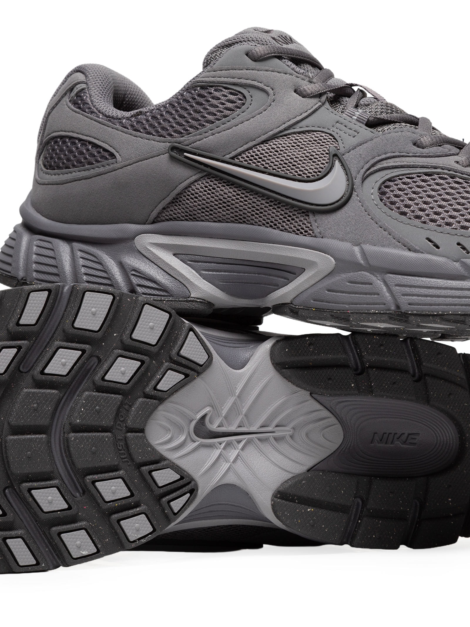 Tênis V5 RNR Masculino Cinza Nike