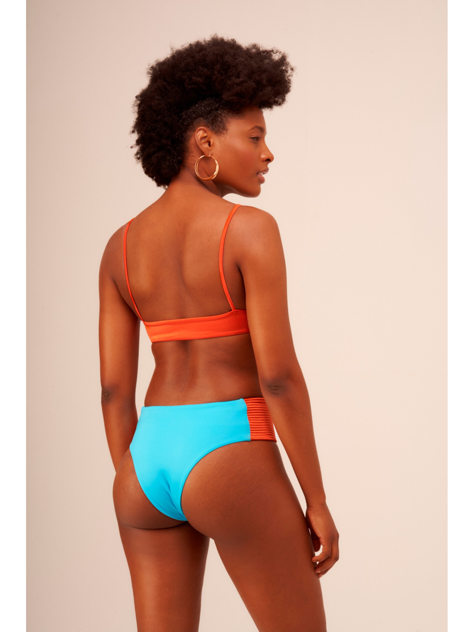 top biquíni Falésias Fabi Azul Céu Suntime