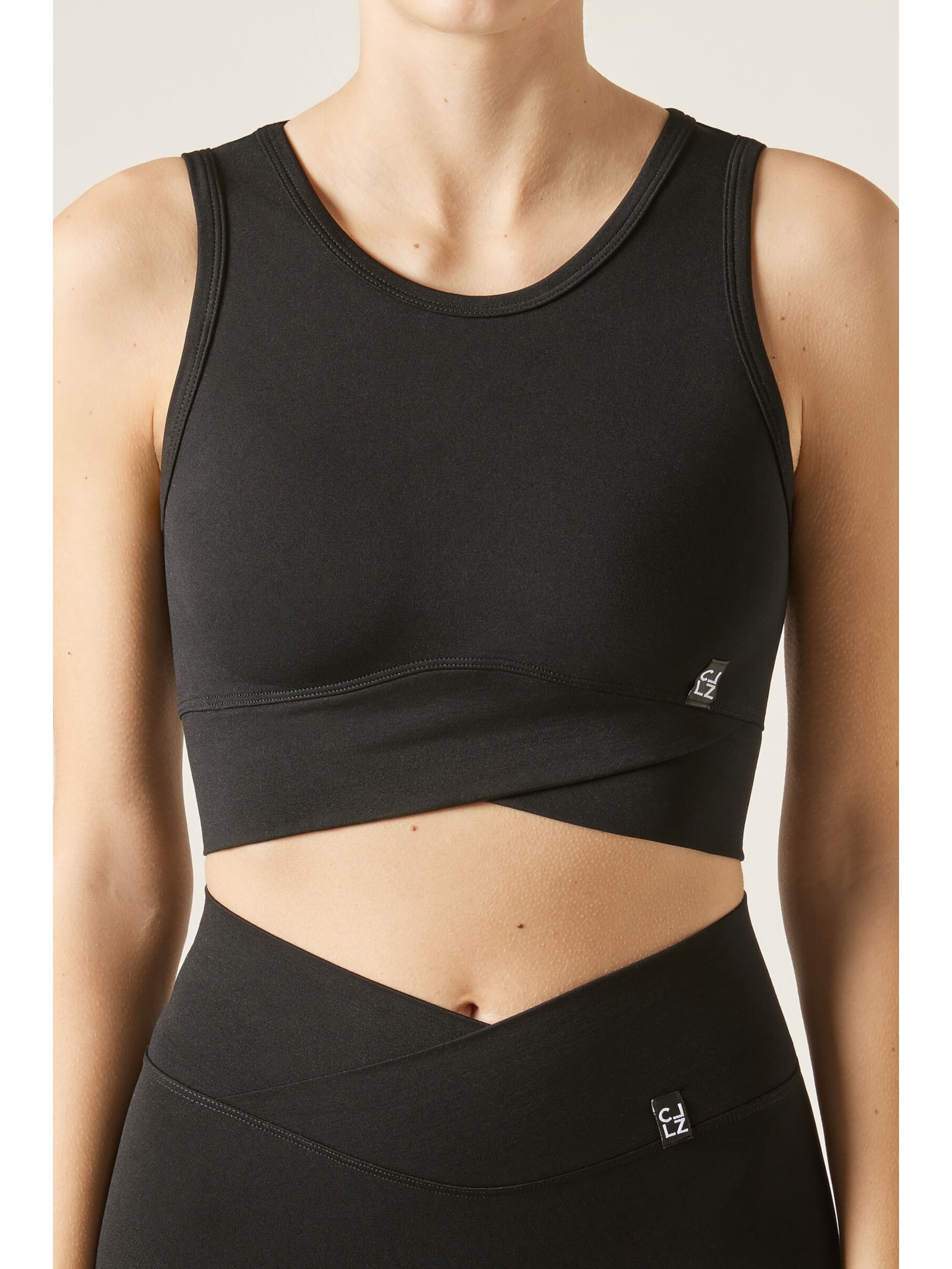 Top Cruzado Liso Preto Calzedonia