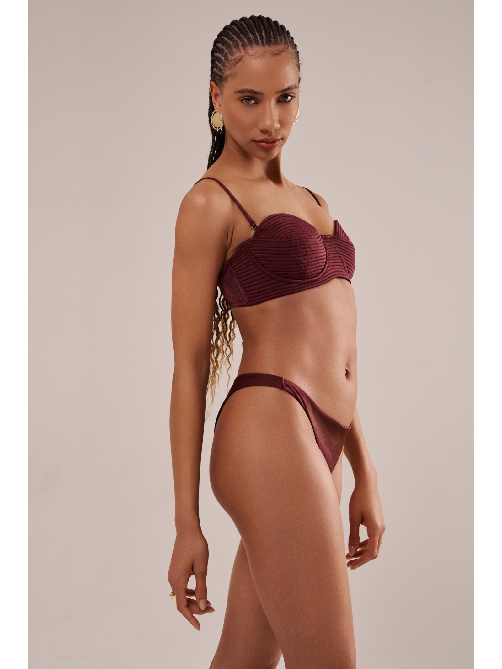 top em matelassê orla cabernet Suntime