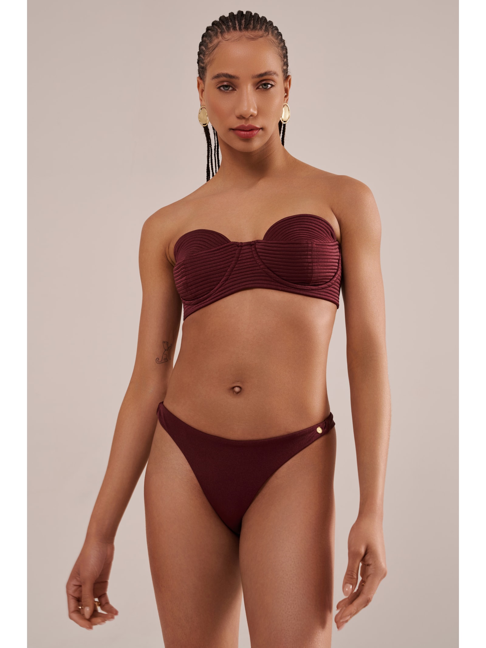top em matelassê orla cabernet Suntime