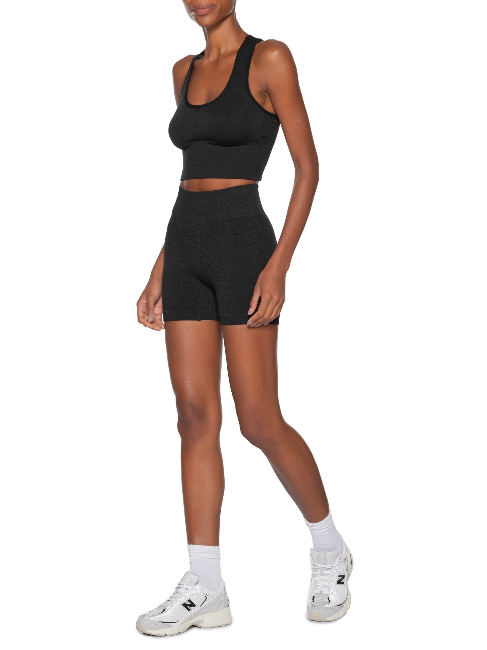 Top Feminino Fitness Com Bojo Removível Preto Basiq