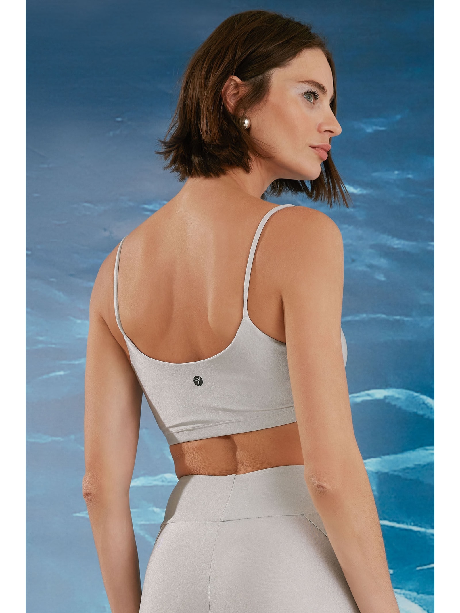 Top Fitness Alça Fina Prata Lakshimi Yogini