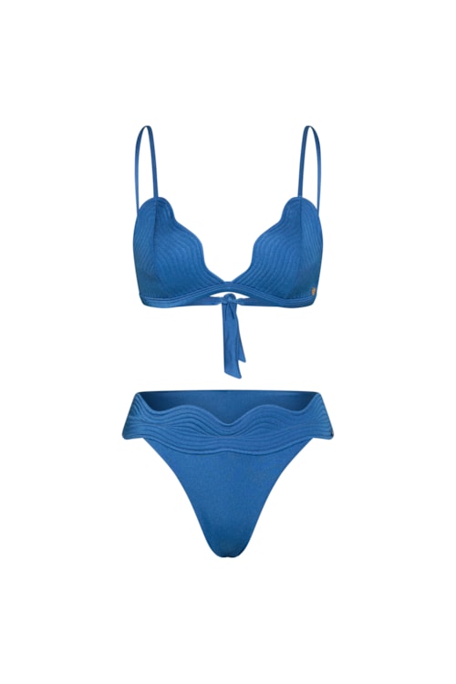 top triângulo em matelassê orla azul