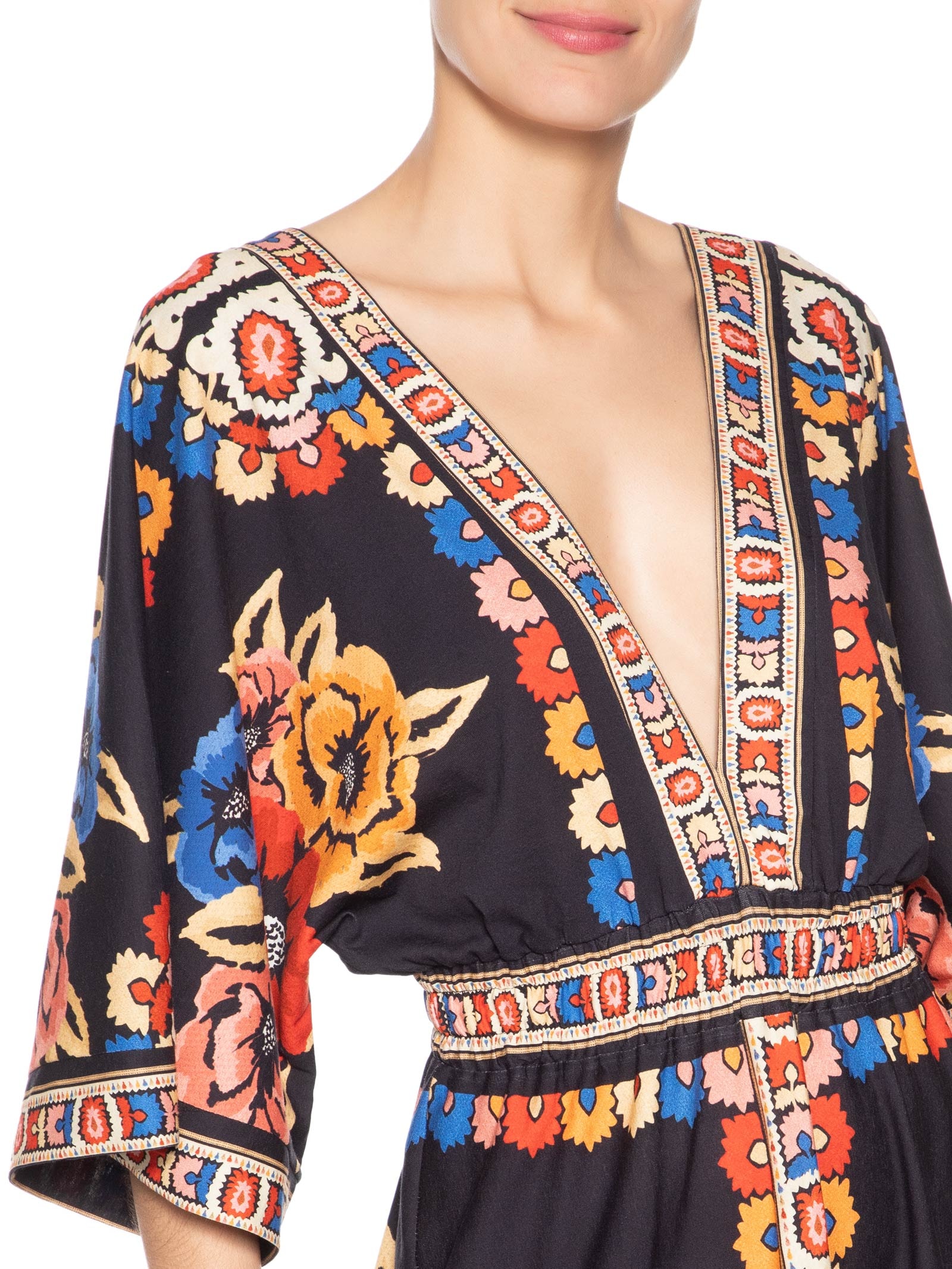 Vestido Antuerpia Lenço Preto Farm