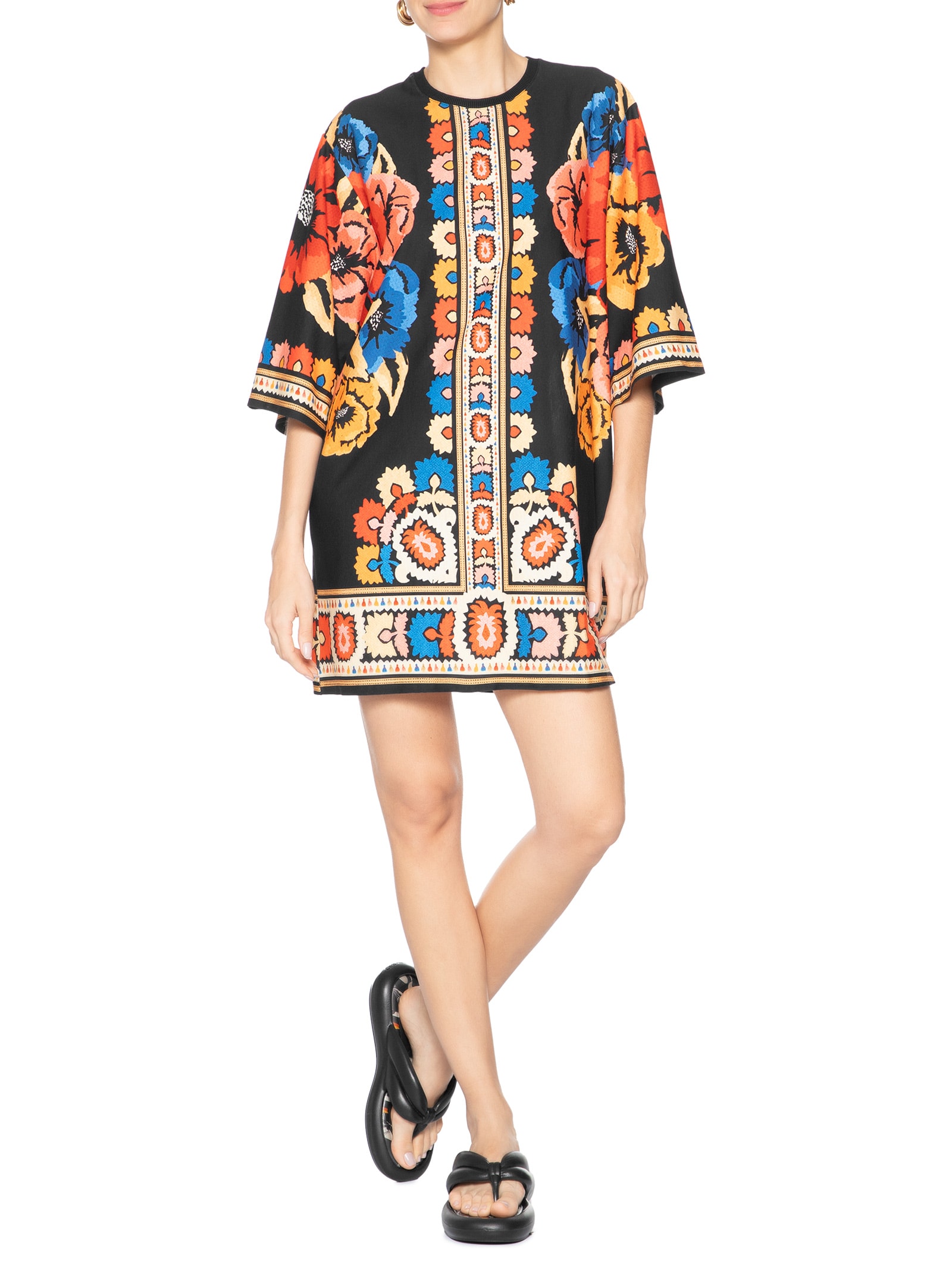 Vestido Camiseta Big Antuerpia Lenço Preto Farm