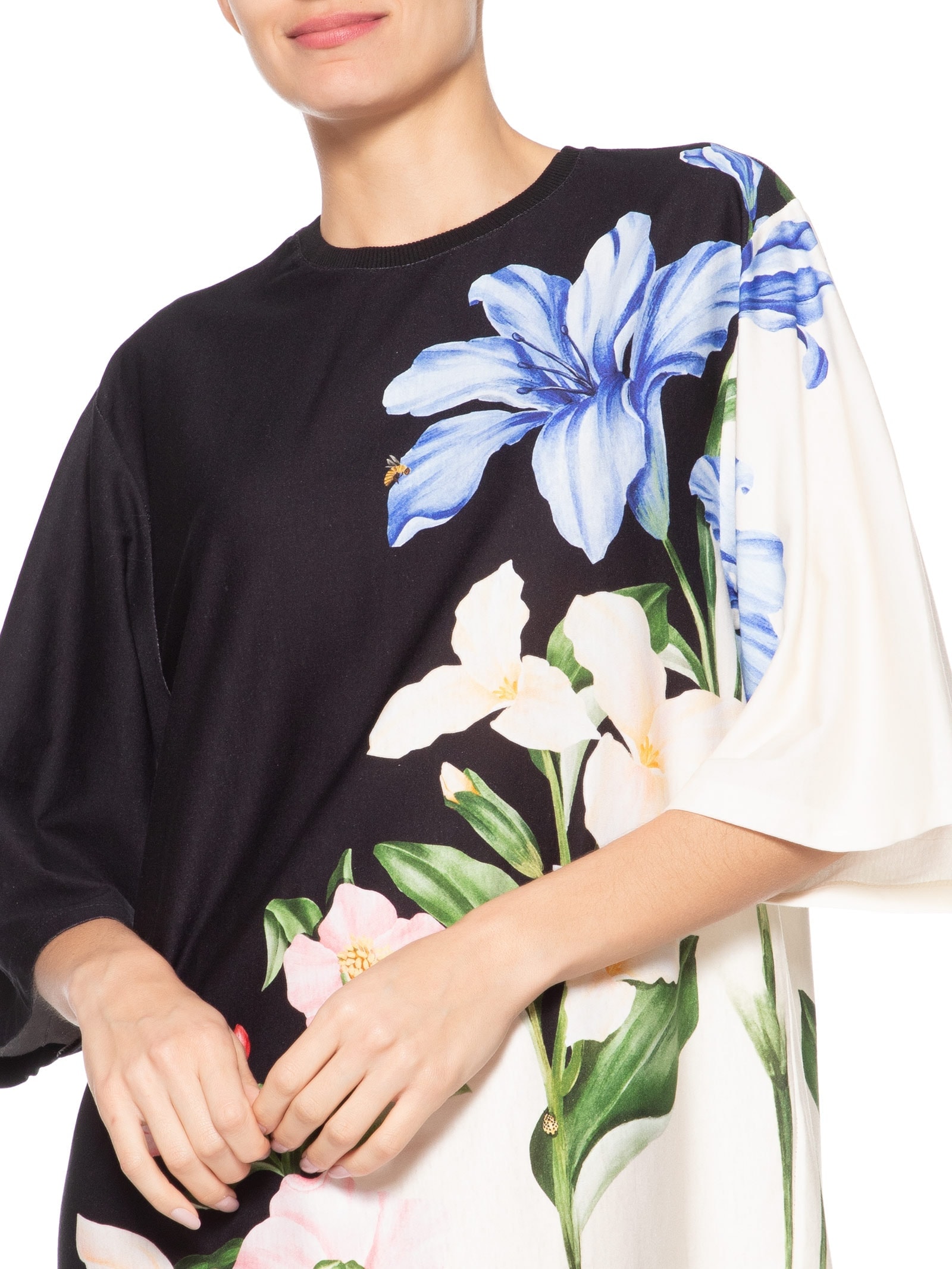 Vestido Camiseta Big Céu De Flor Preto Farm