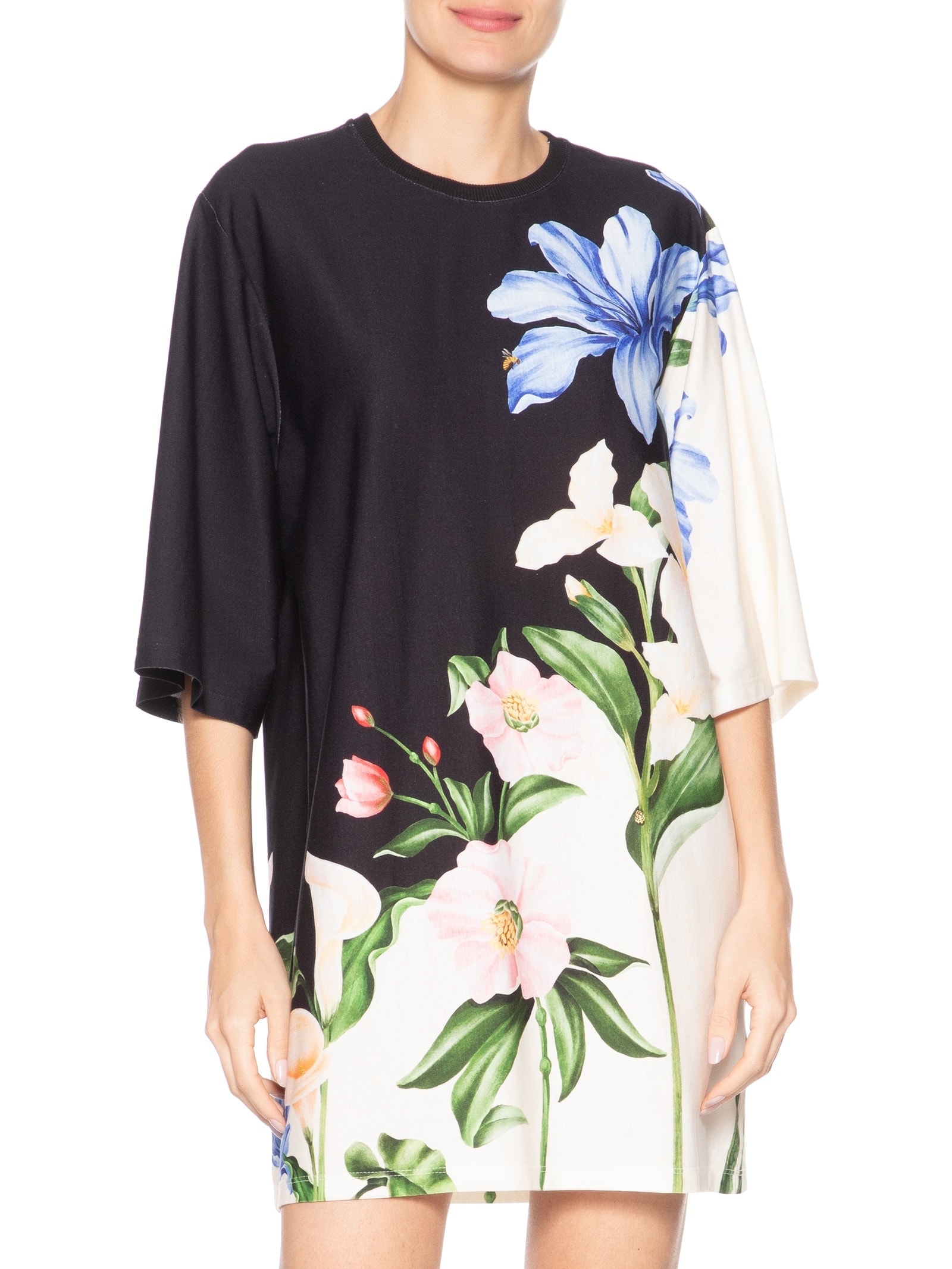 Vestido Camiseta Big Céu De Flor Preto Farm