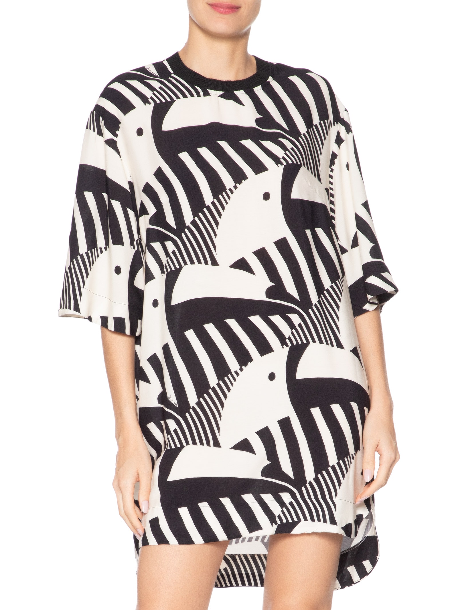 Vestido Camiseta Tuca Legal Preto Farm